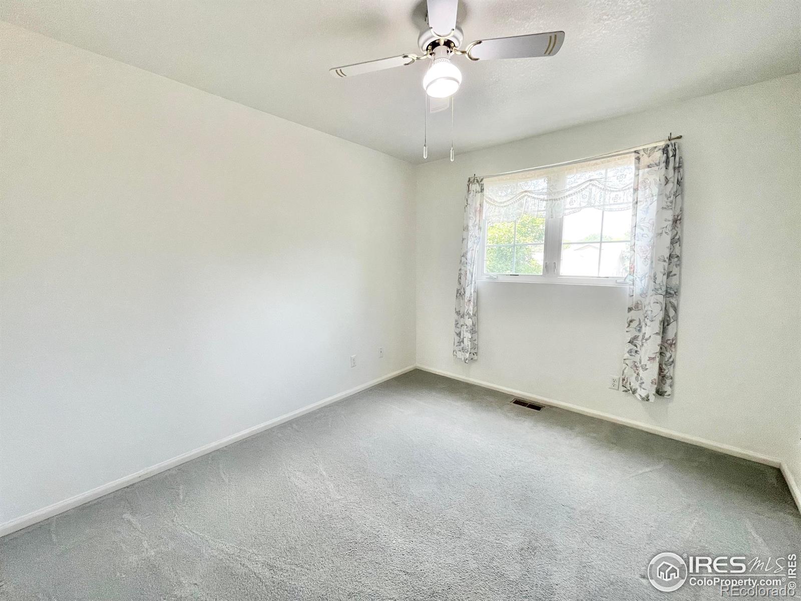 MLS Image #15 for 322 n 44th avenue,greeley, Colorado