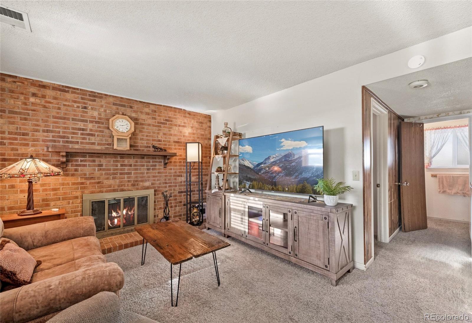 MLS Image #12 for 16505 e arkansas avenue,aurora, Colorado
