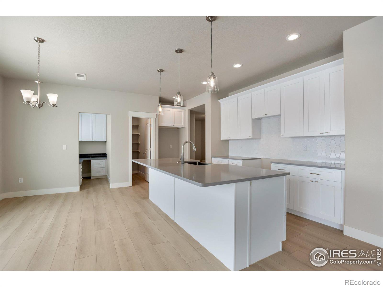 MLS Image #4 for 5755  pintail way,frederick, Colorado