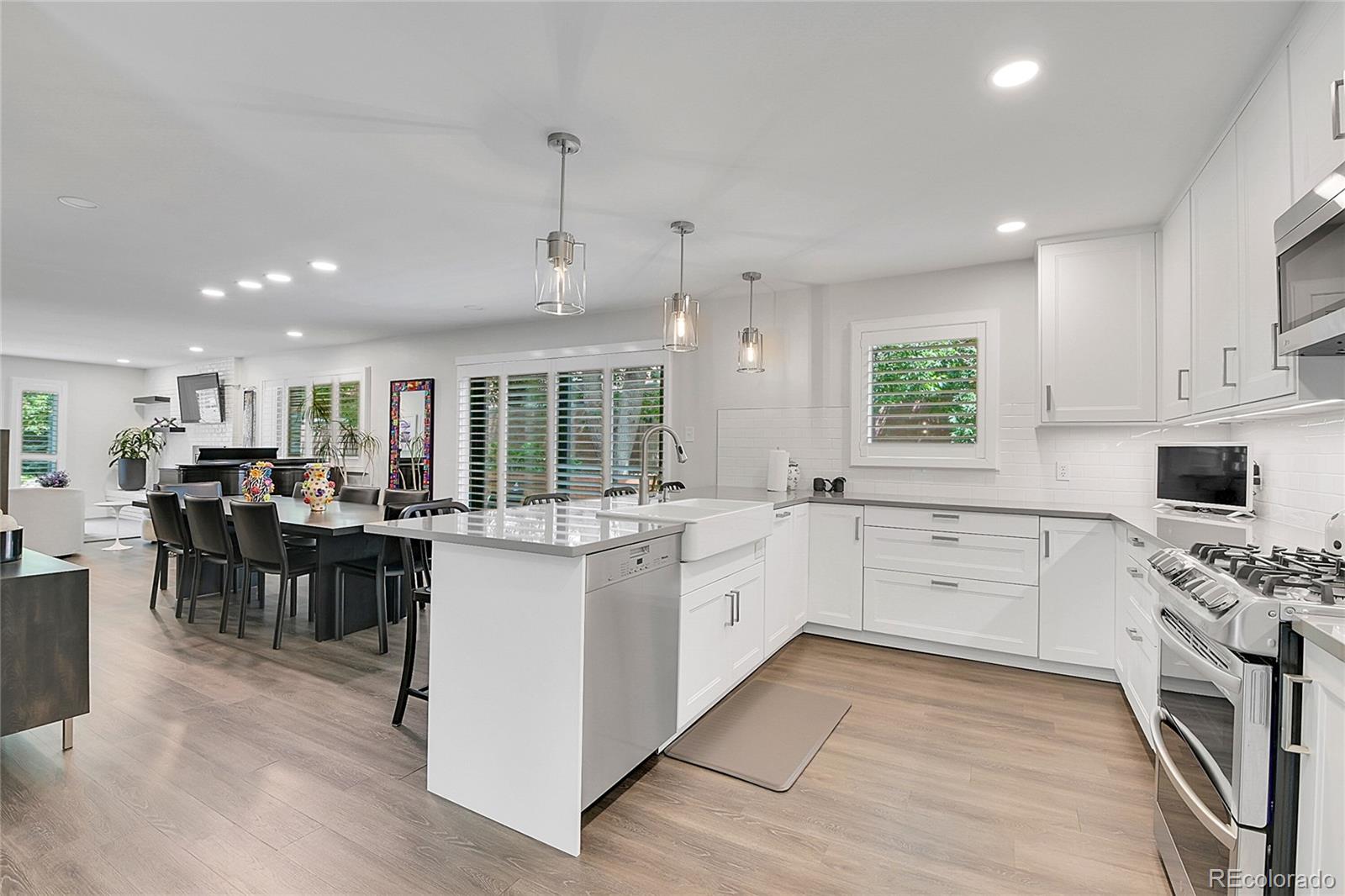 MLS Image #11 for 3470 s race street,englewood, Colorado