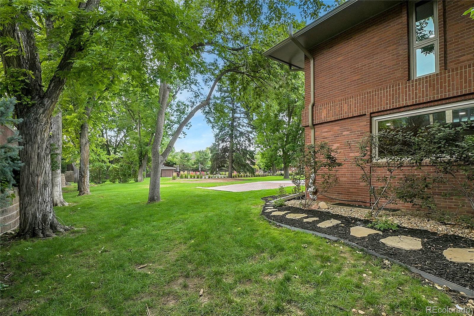 MLS Image #38 for 3470 s race street,englewood, Colorado