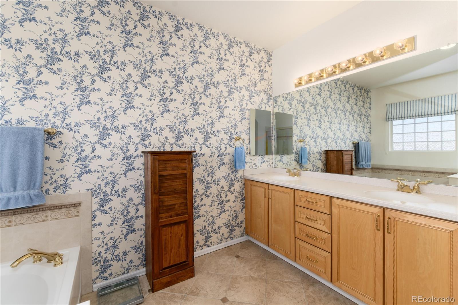 MLS Image #25 for 8198 s sicily court,aurora, Colorado