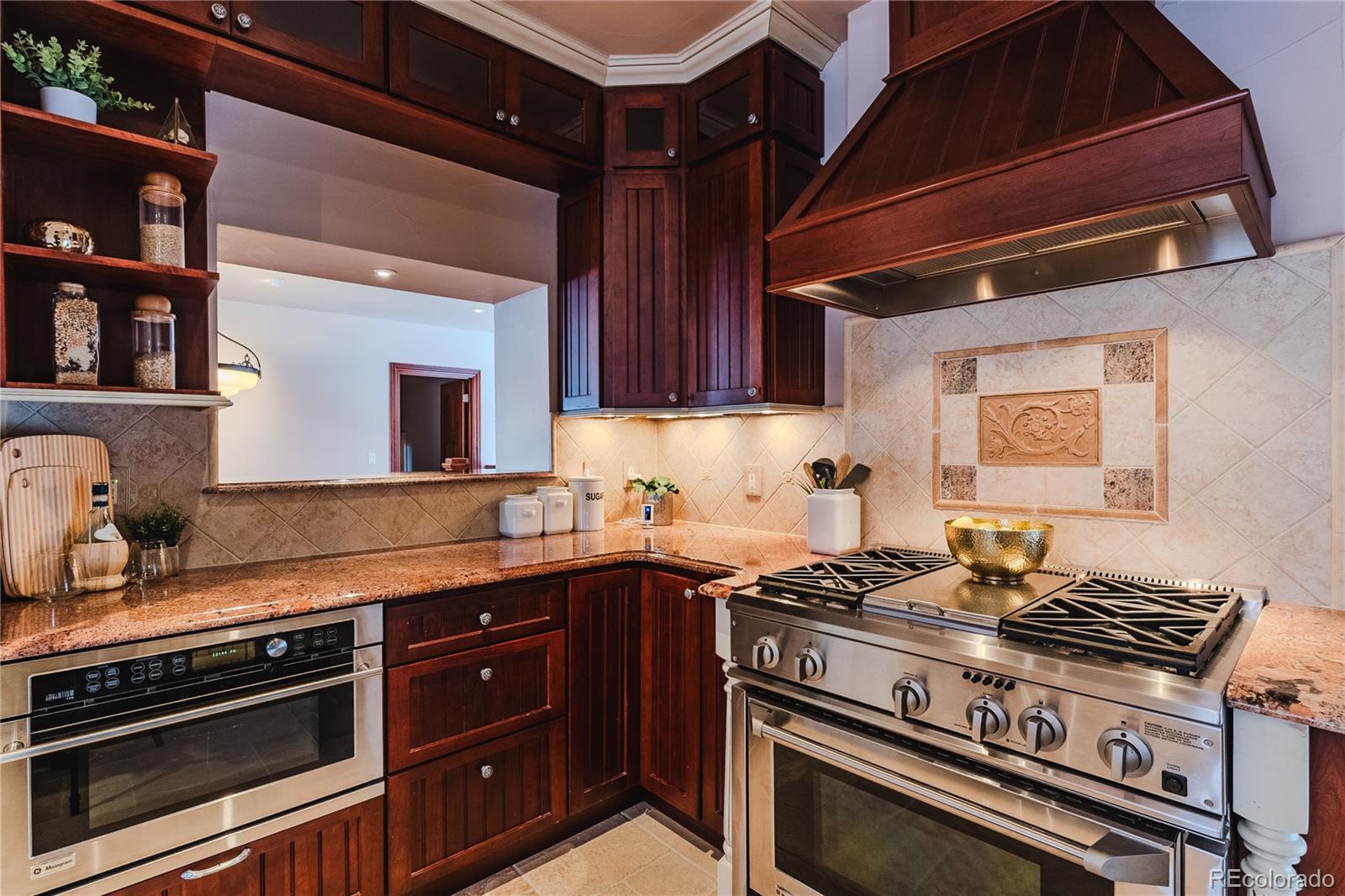 MLS Image #11 for 1751  clermont street,denver, Colorado