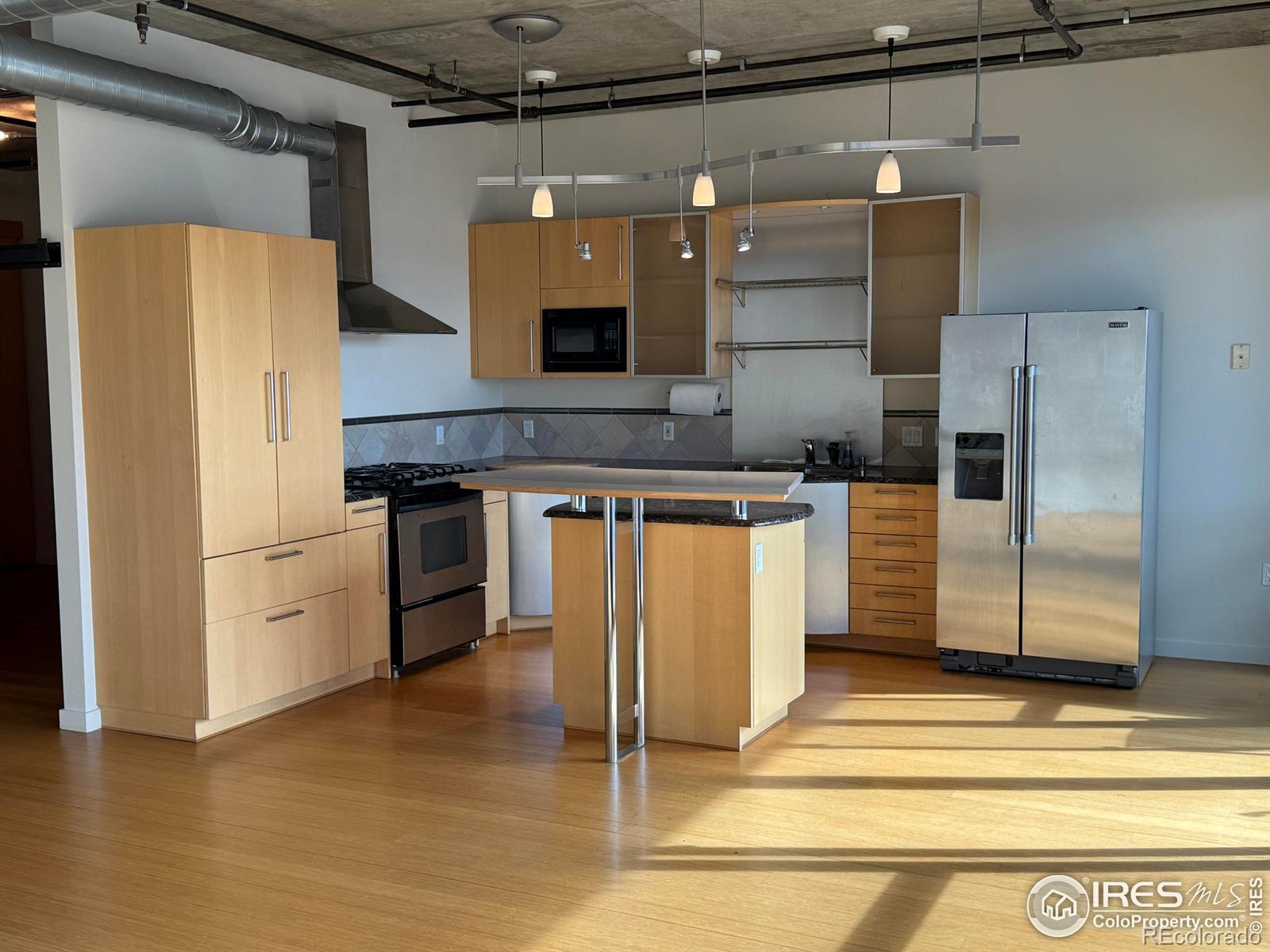 MLS Image #12 for 1401  wewatta street,denver, Colorado