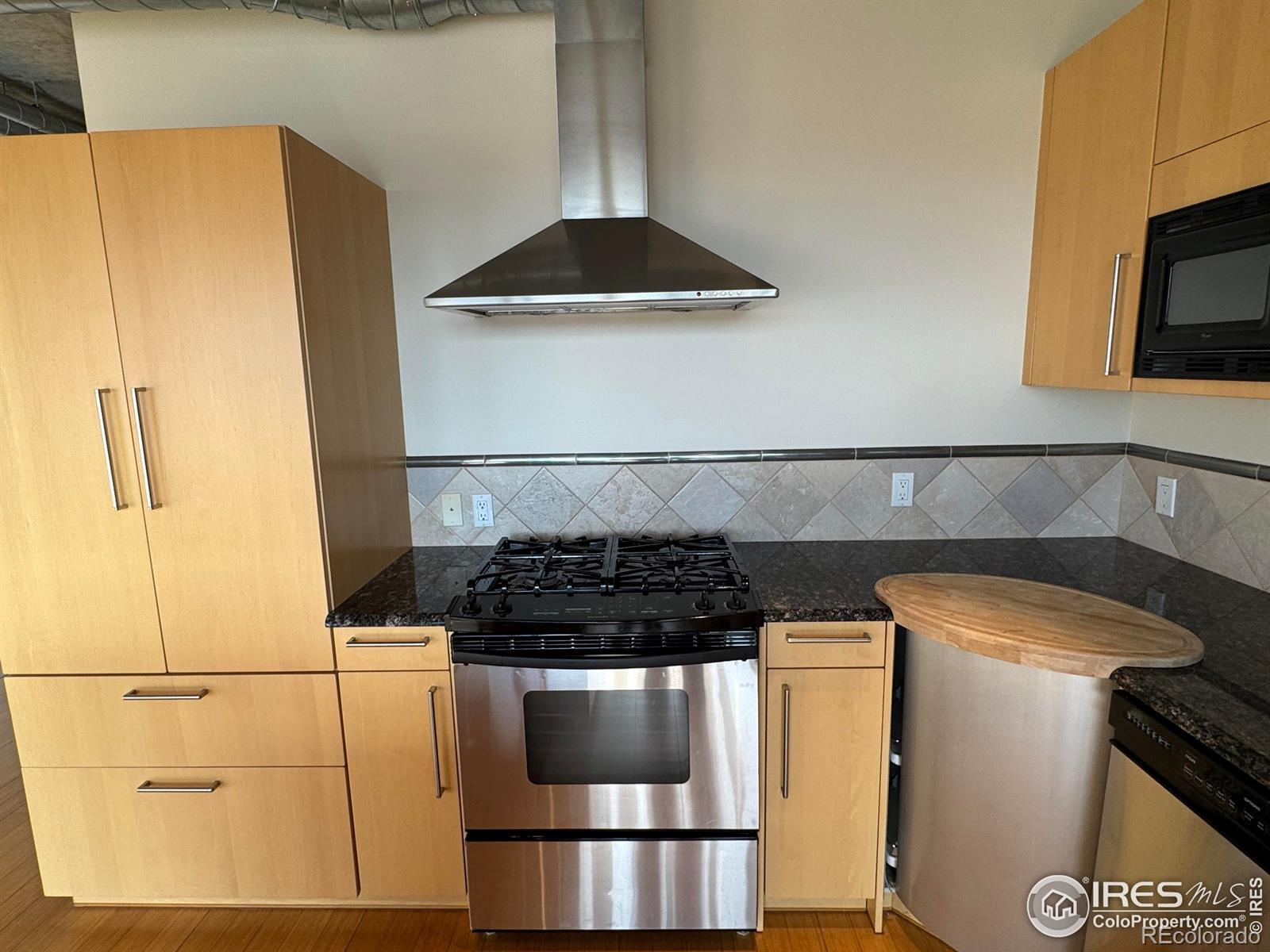 MLS Image #15 for 1401  wewatta street,denver, Colorado