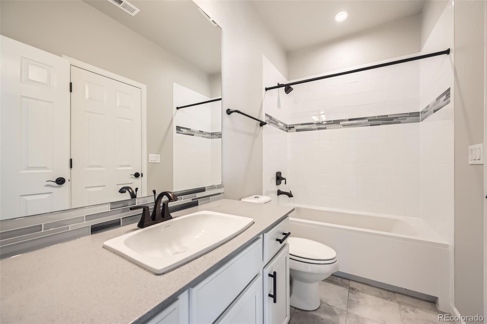 MLS Image #17 for 1715  pioneer circle,lafayette, Colorado