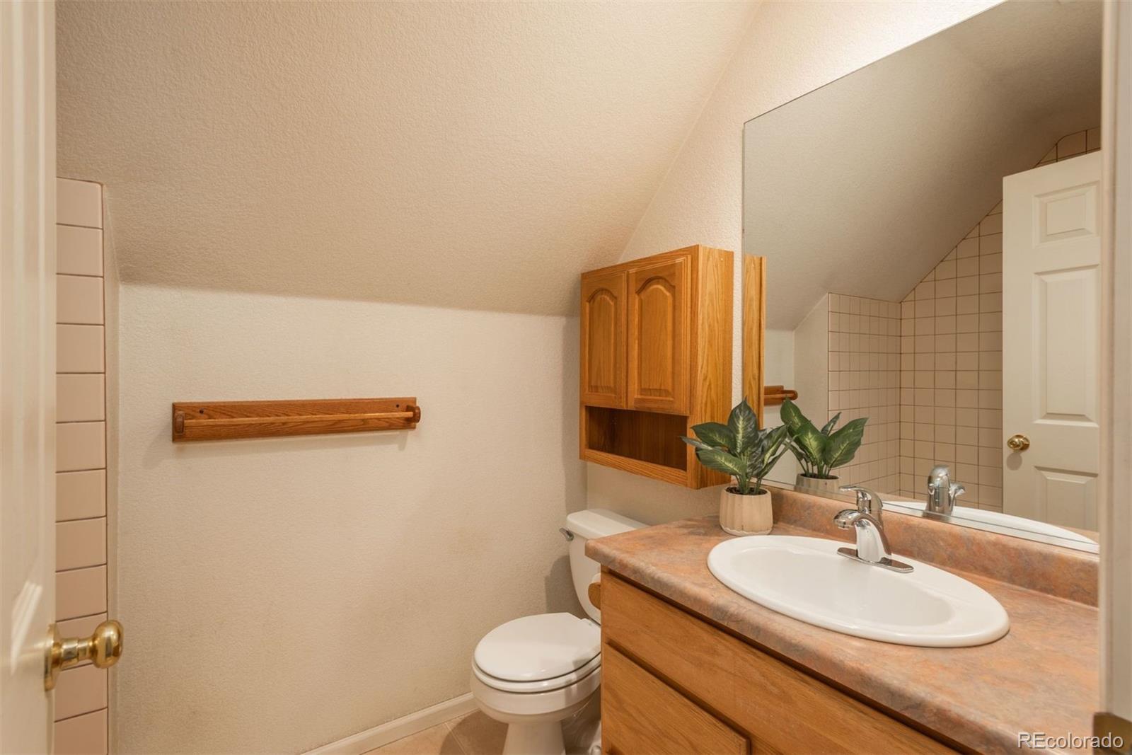 MLS Image #23 for 2145 s lincoln street,denver, Colorado