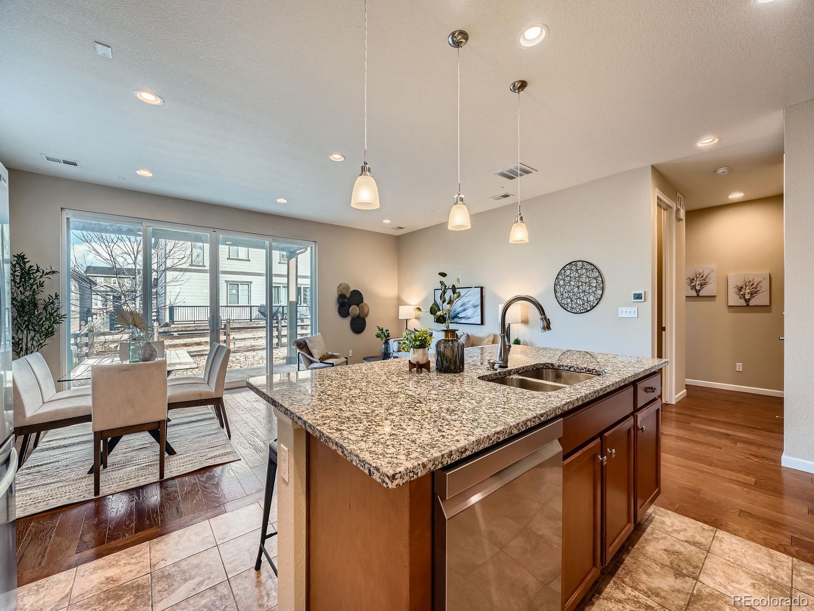 MLS Image #10 for 5056 s wenatchee street,aurora, Colorado