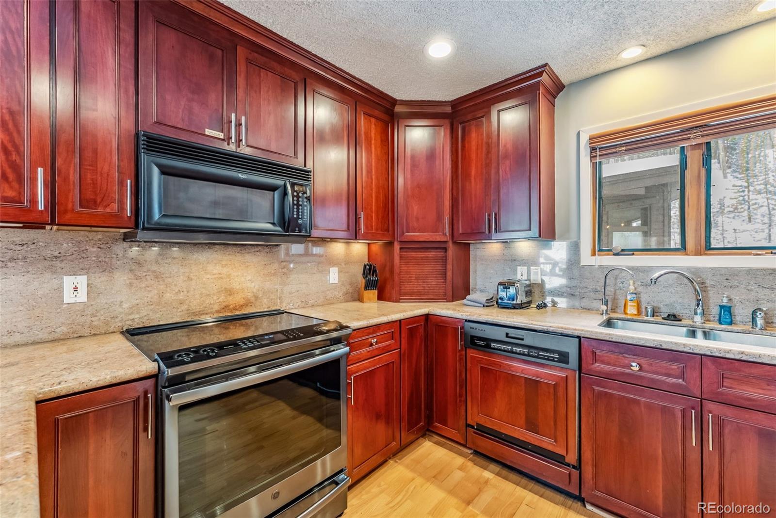 MLS Image #11 for 290  broken lance drive b202,breckenridge, Colorado