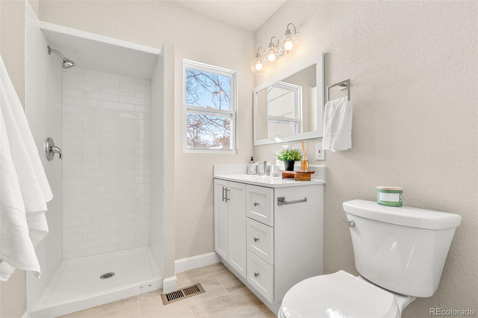 MLS Image #8 for 2023 s idalia street,aurora, Colorado
