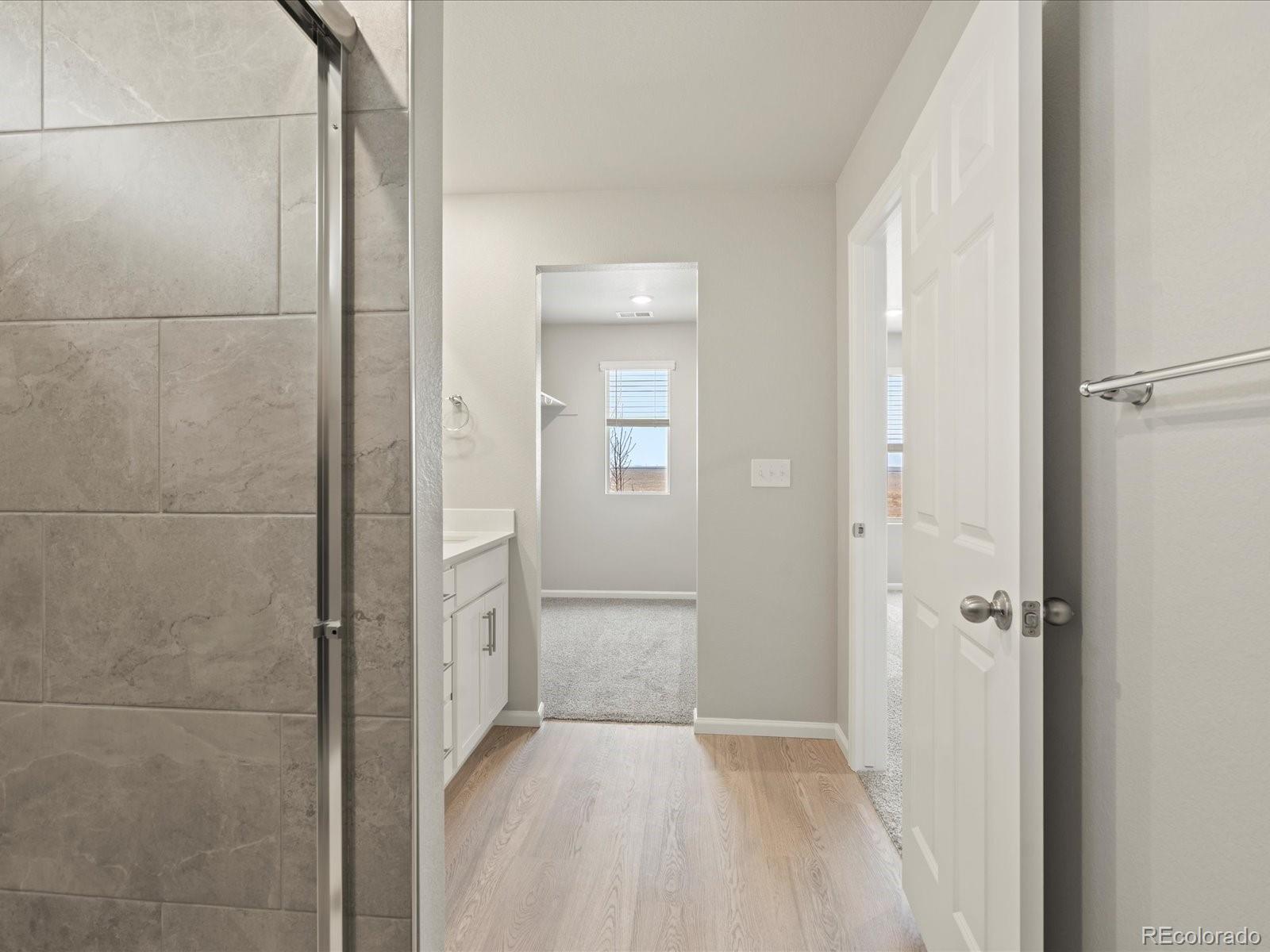 MLS Image #17 for 22340 e 8th avenue,aurora, Colorado