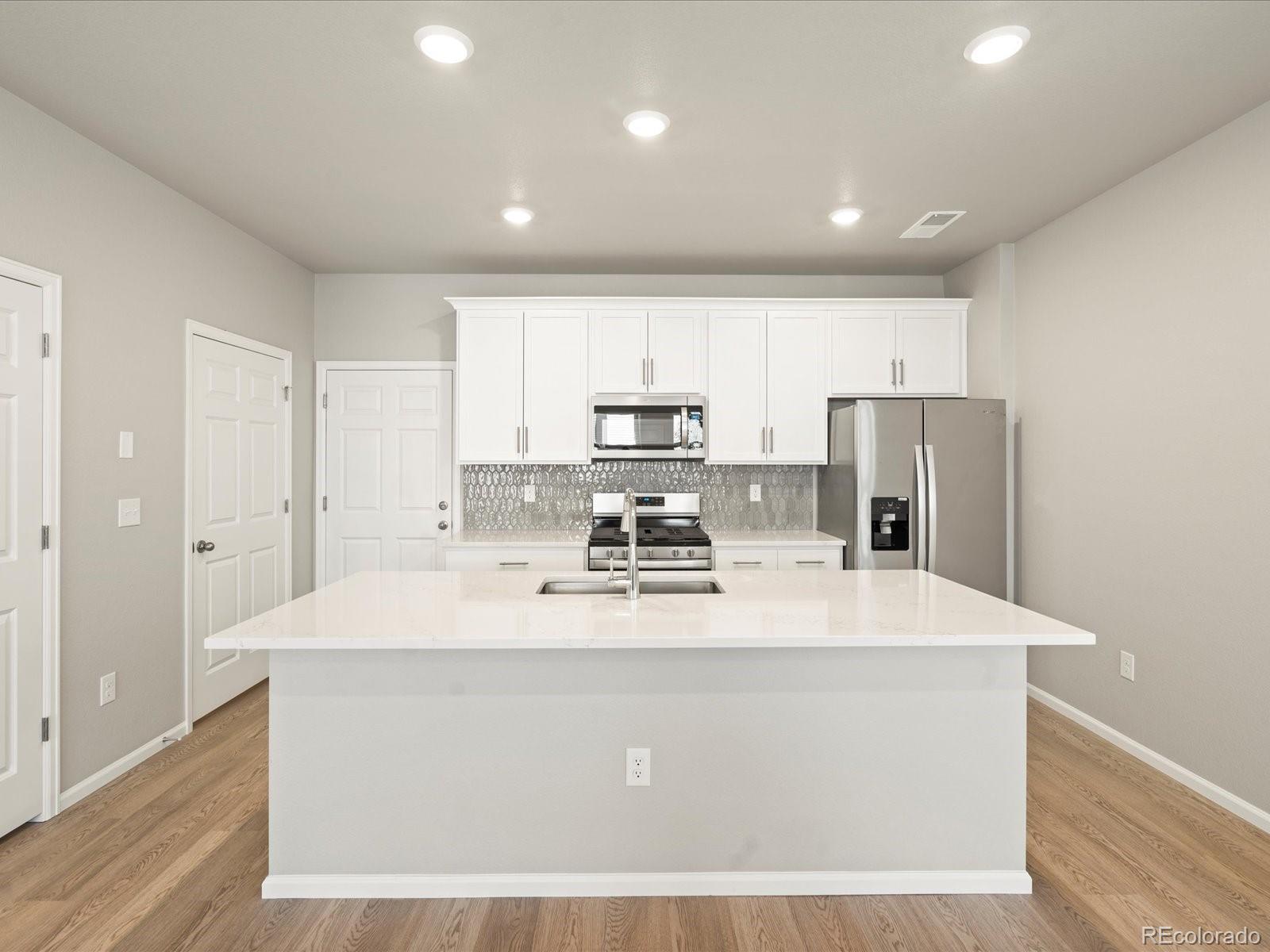 MLS Image #2 for 22340 e 8th avenue,aurora, Colorado