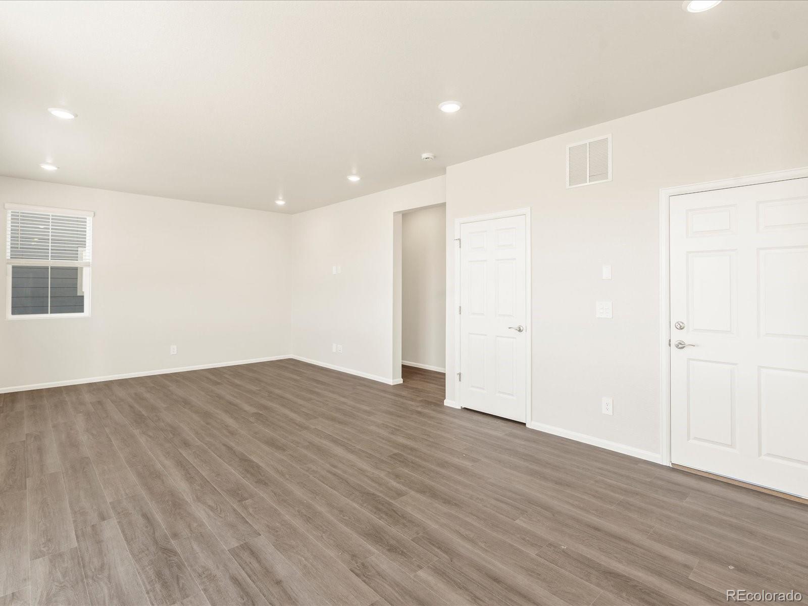 MLS Image #14 for 1935  coolidge way,aurora, Colorado