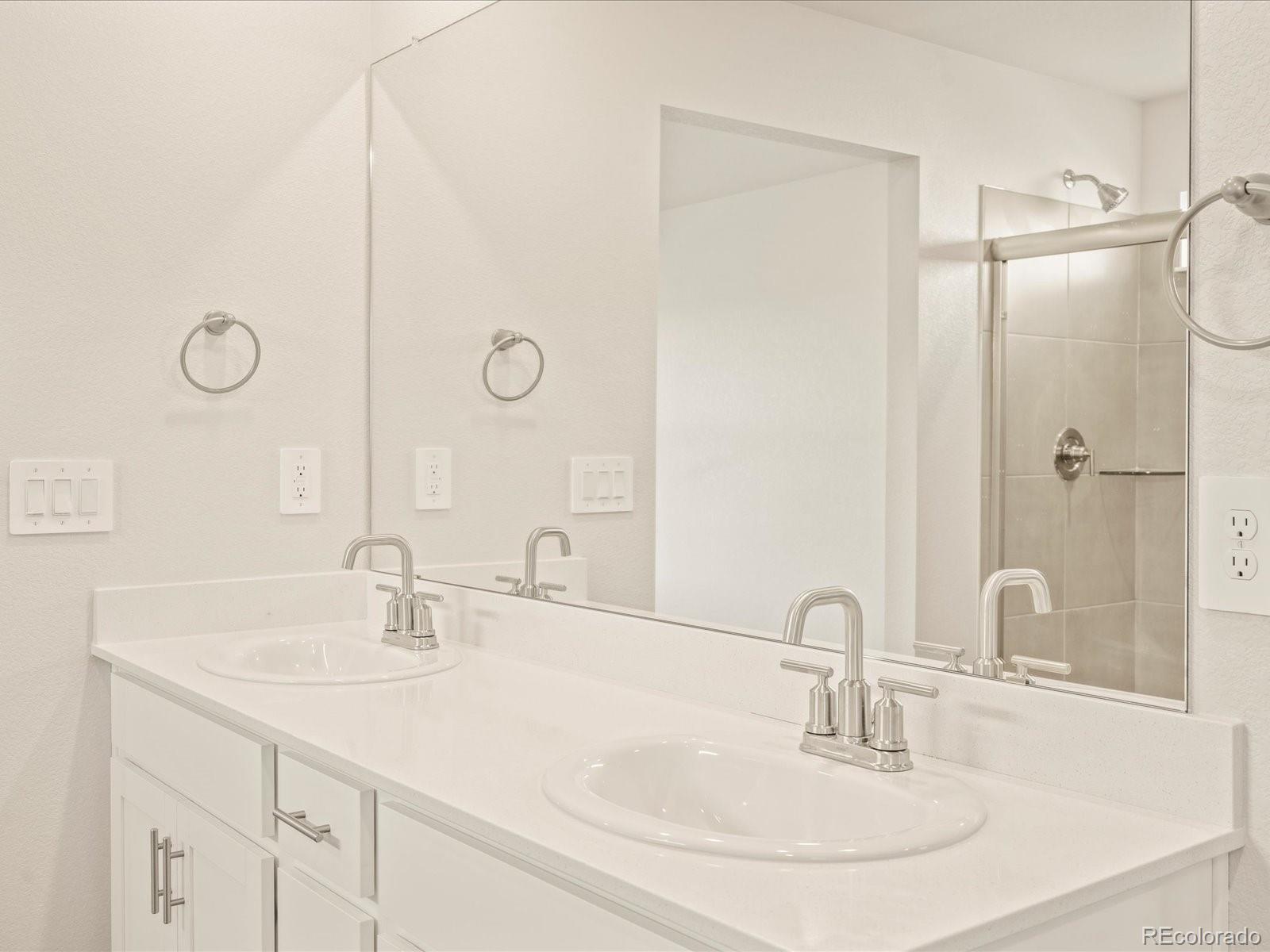 MLS Image #33 for 1935  coolidge way,aurora, Colorado