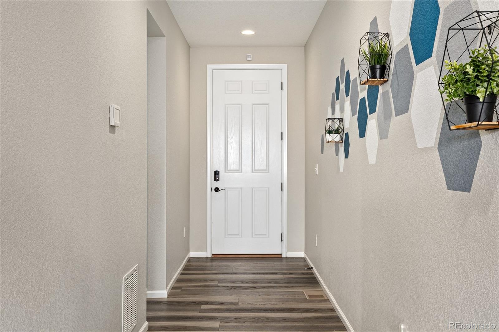 MLS Image #5 for 22658 e tufts avenue,aurora, Colorado