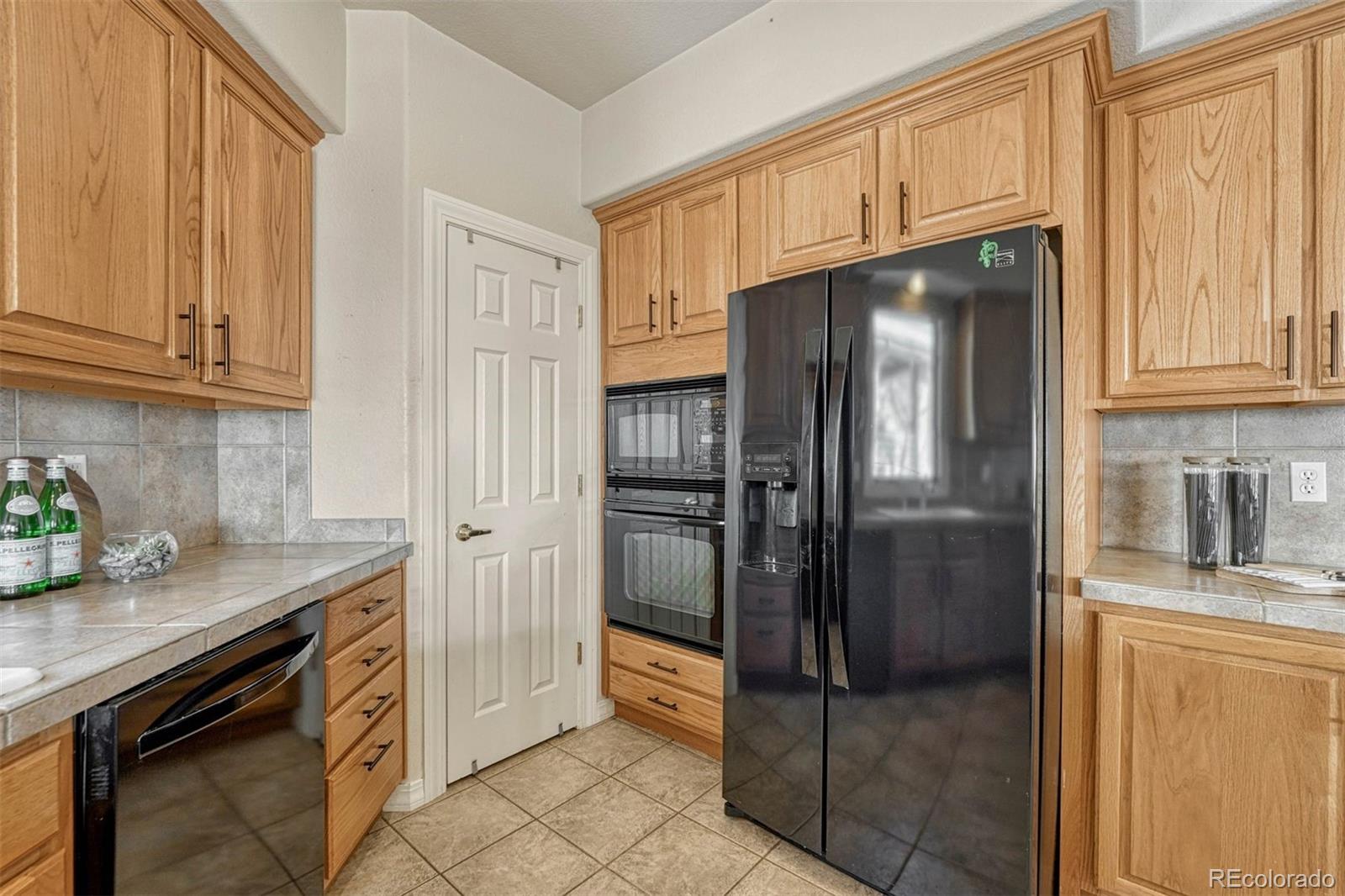 MLS Image #11 for 2647  twin harbor heights,colorado springs, Colorado