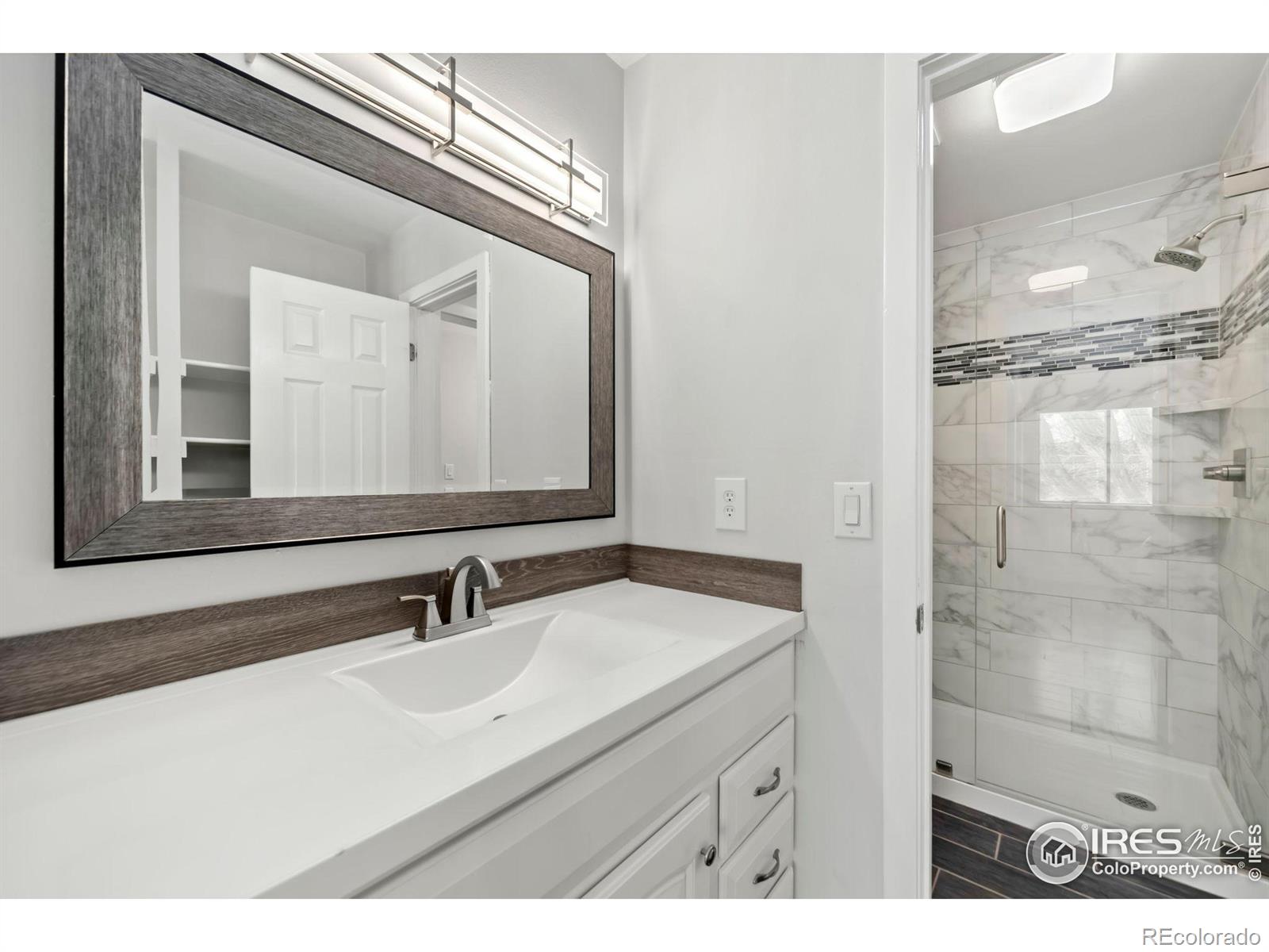MLS Image #10 for 809 e drake road,fort collins, Colorado