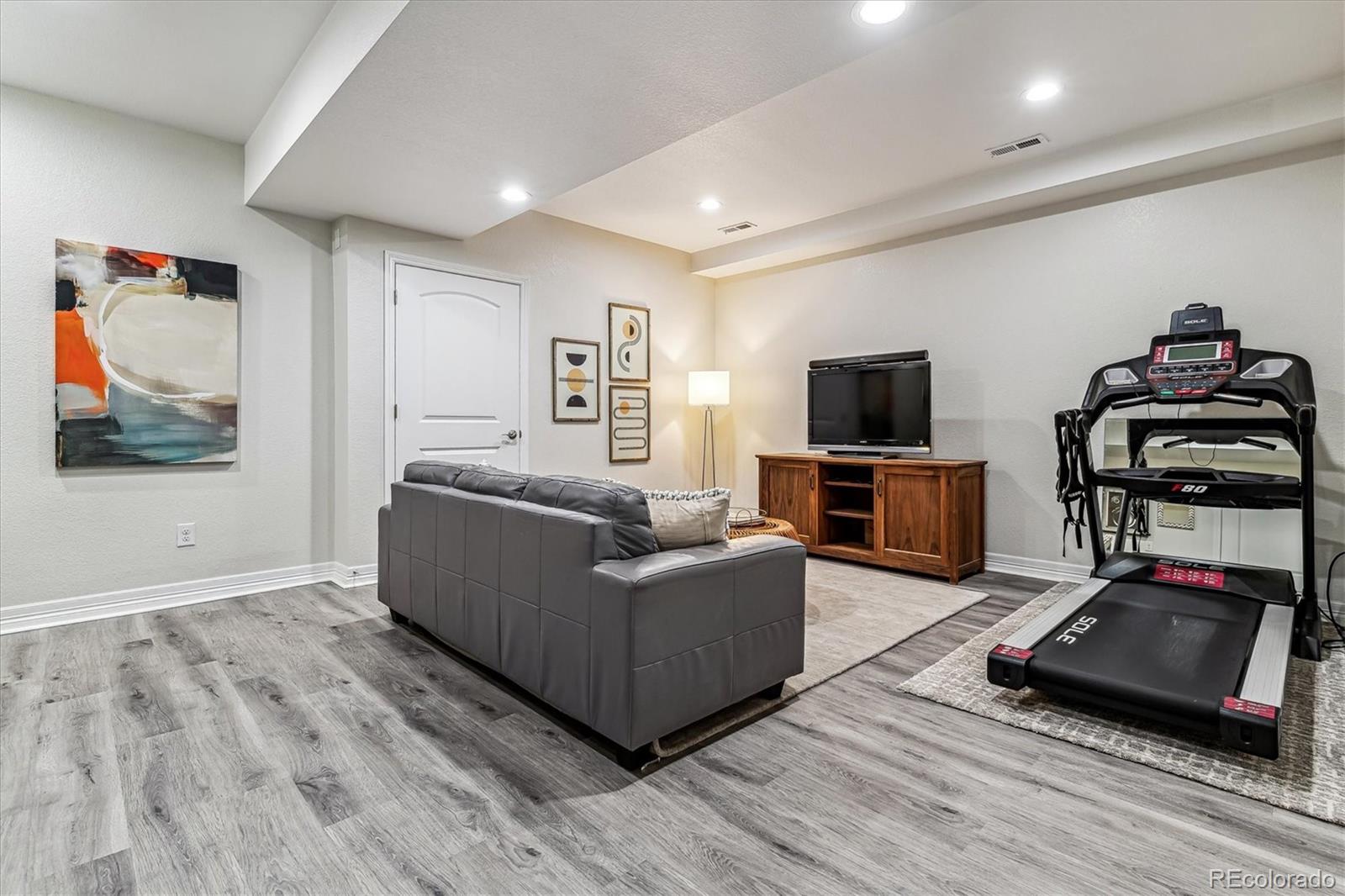 MLS Image #26 for 8461 e 54th drive,denver, Colorado
