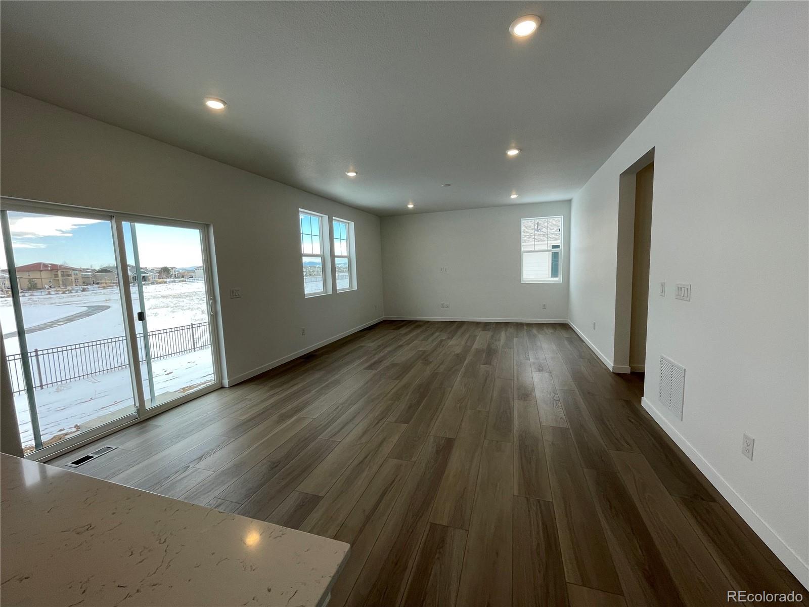 MLS Image #9 for 16562 e 109th avenue,commerce city, Colorado
