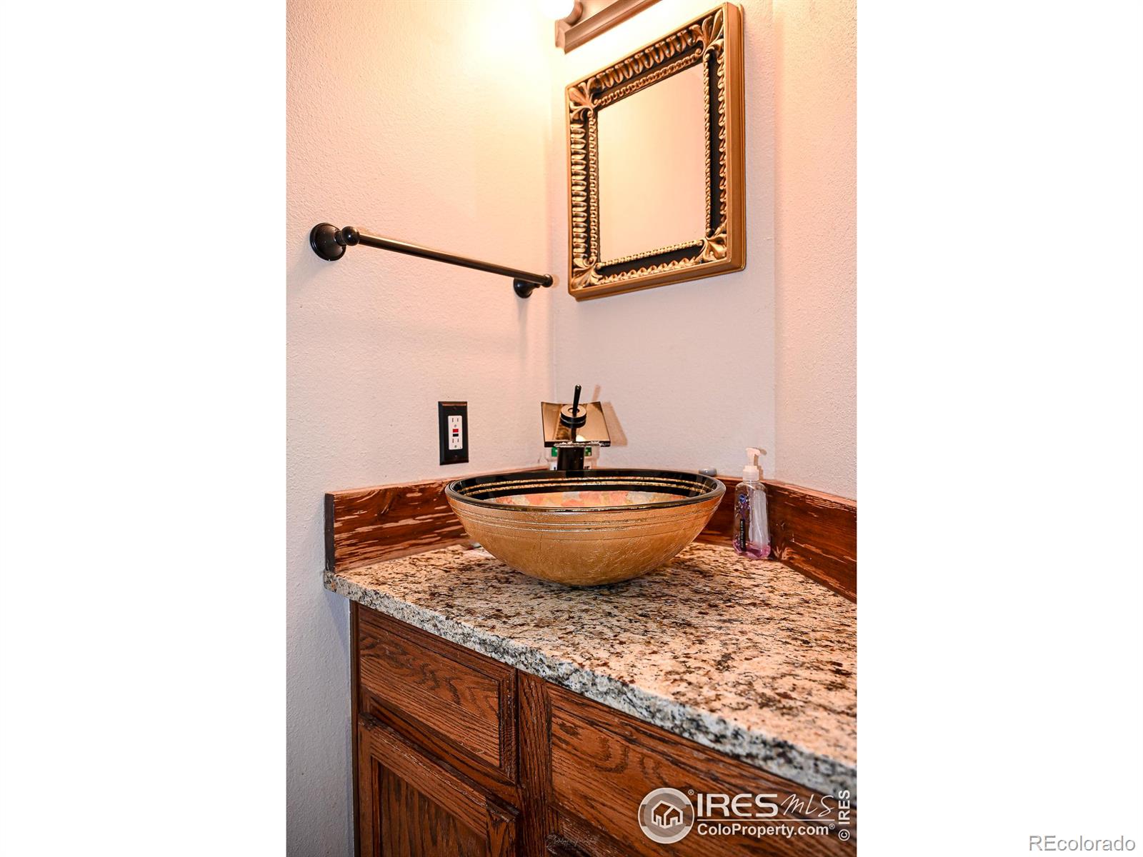 MLS Image #3 for 8773 w cornell avenue,lakewood, Colorado
