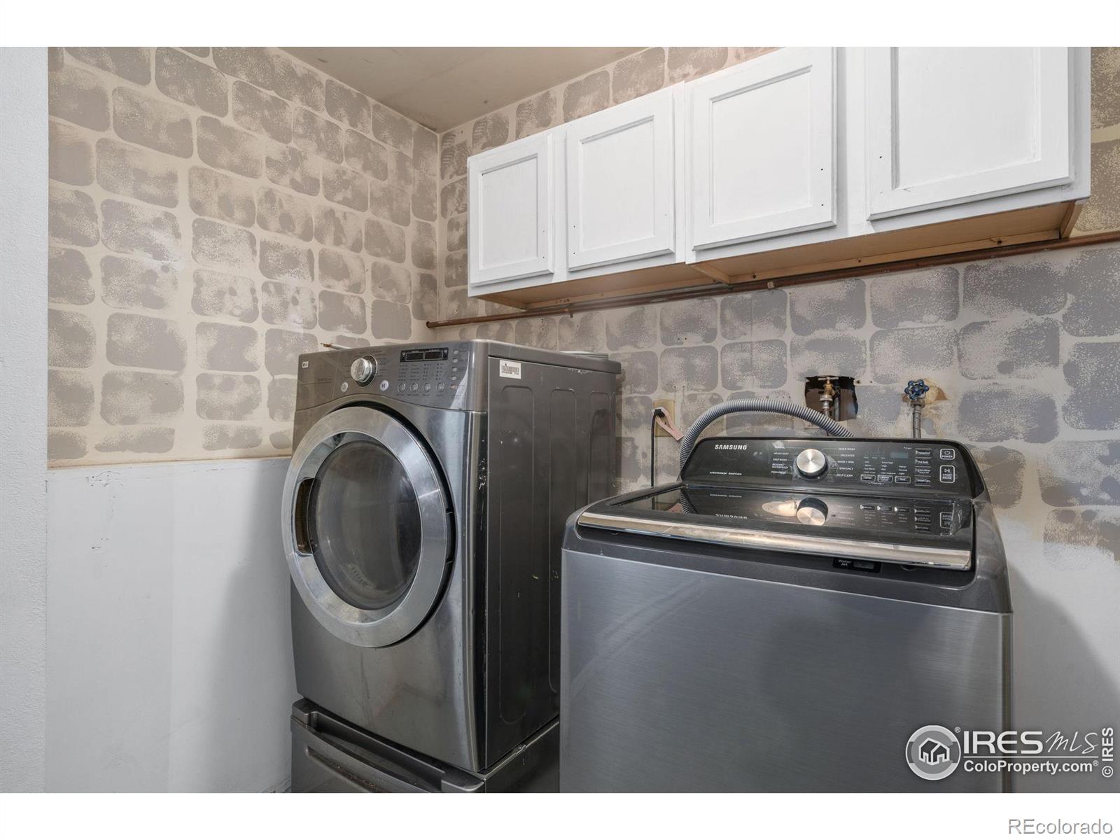 MLS Image #24 for 803  table mountain court,windsor, Colorado