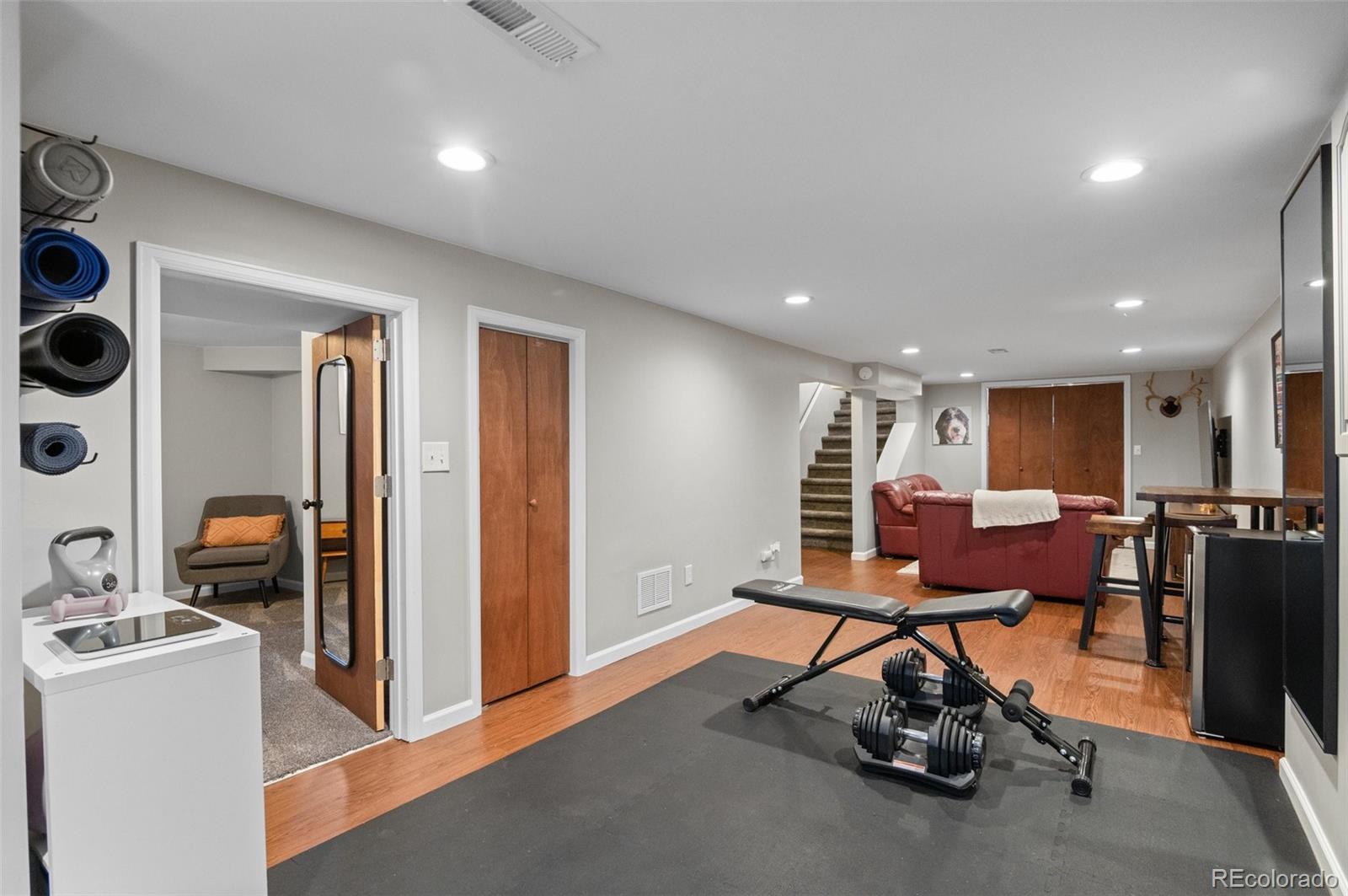 MLS Image #19 for 1526 s elm street,denver, Colorado