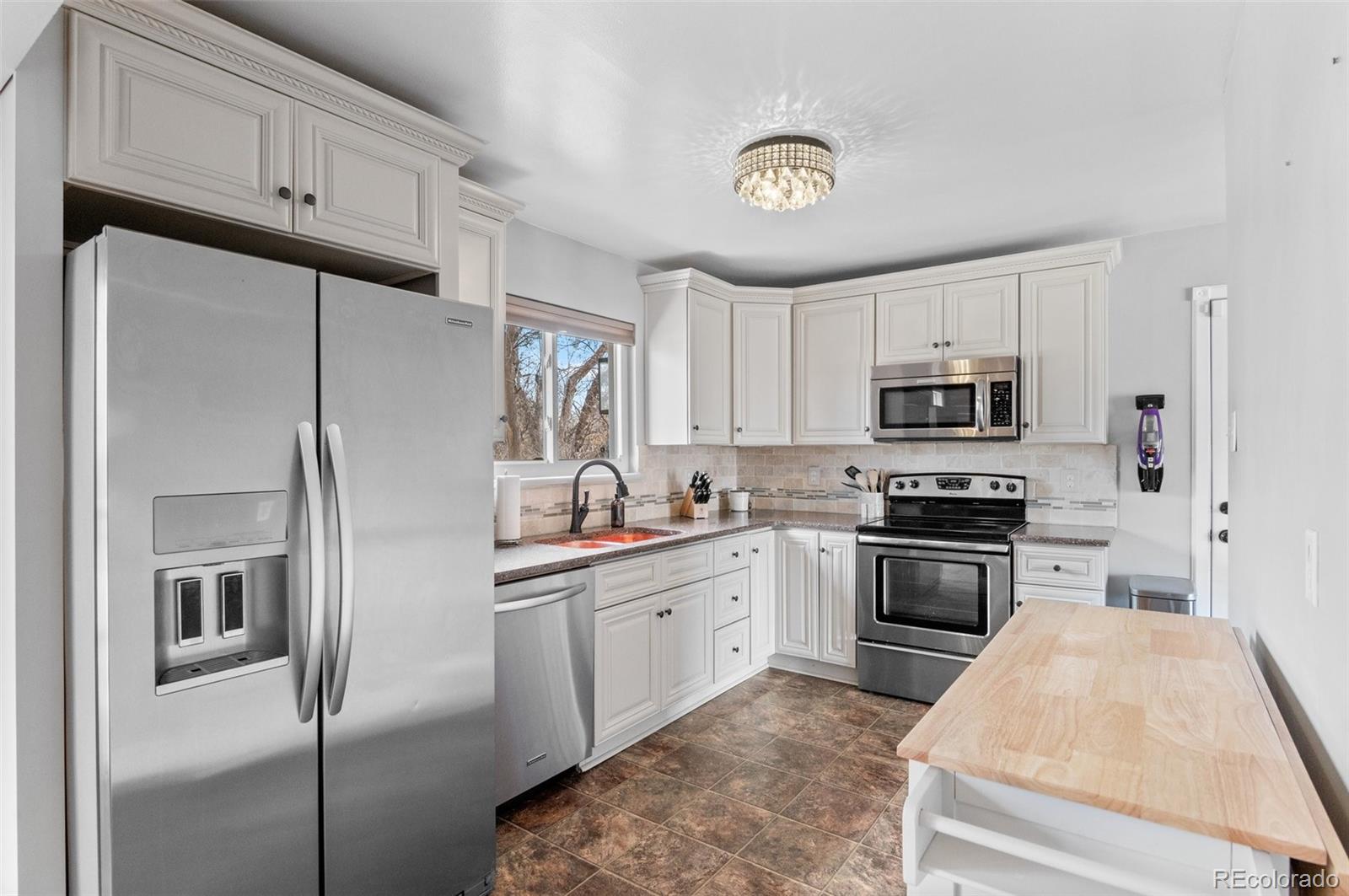 MLS Image #6 for 1526 s elm street,denver, Colorado
