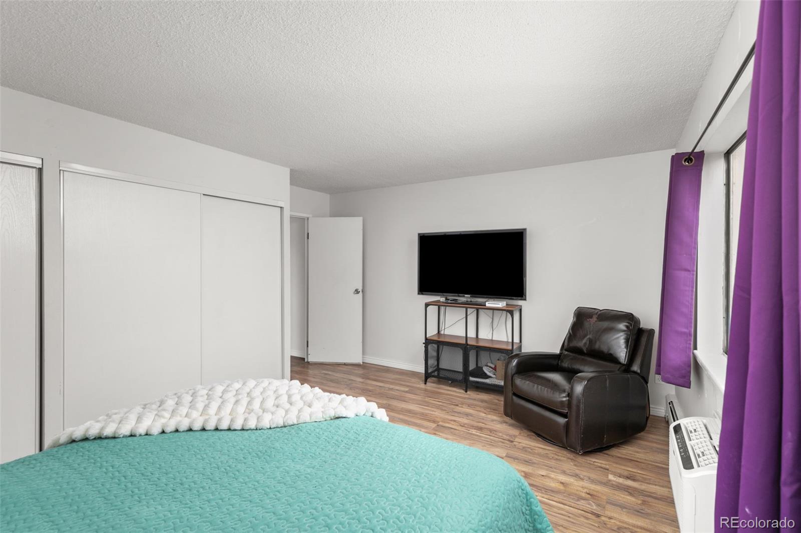 MLS Image #10 for 6940 e girard avenue,denver, Colorado