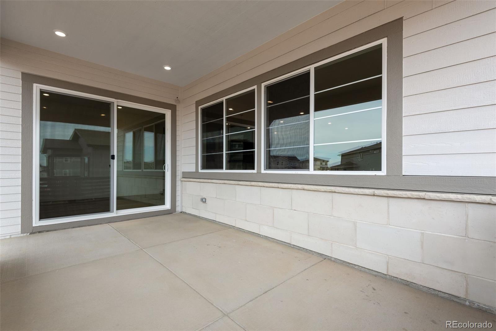 MLS Image #4 for 24741 e 33rd drive,aurora, Colorado