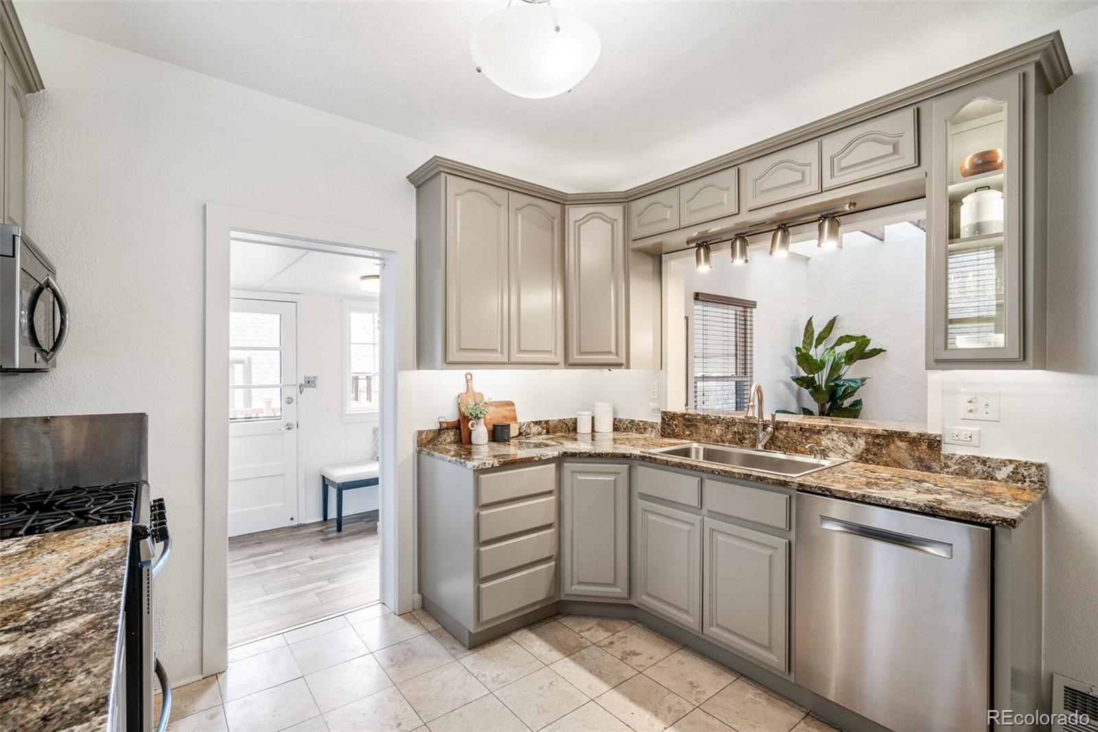 MLS Image #14 for 4420  beach court,denver, Colorado