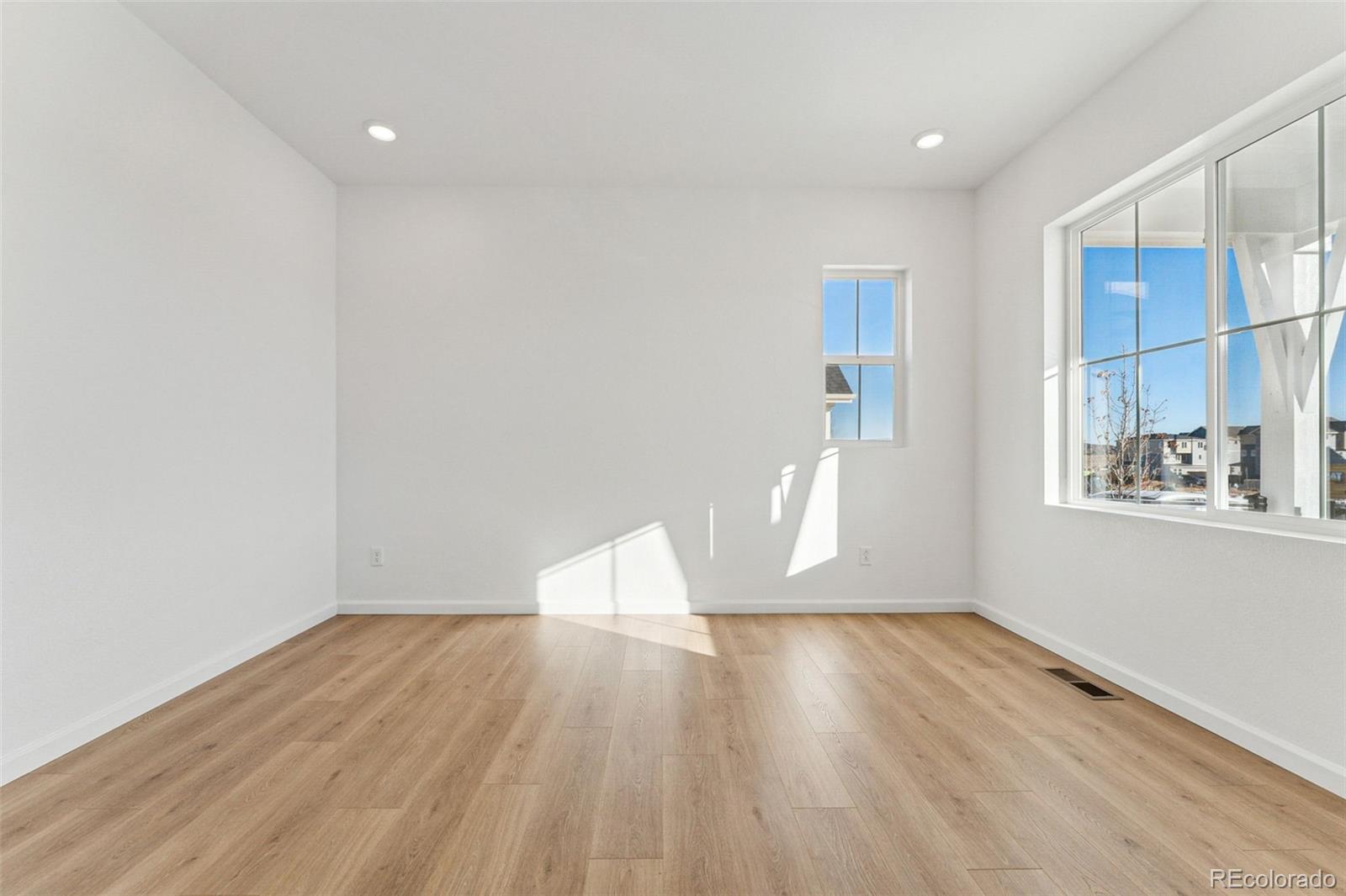 MLS Image #13 for 8950  whiteclover street,littleton, Colorado