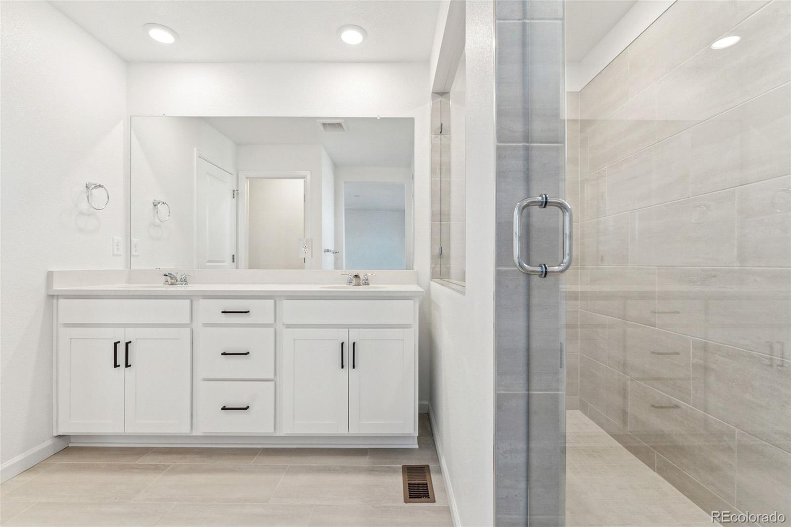 MLS Image #17 for 8950  whiteclover street,littleton, Colorado