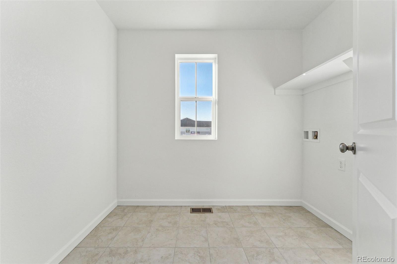 MLS Image #24 for 8950  whiteclover street,littleton, Colorado