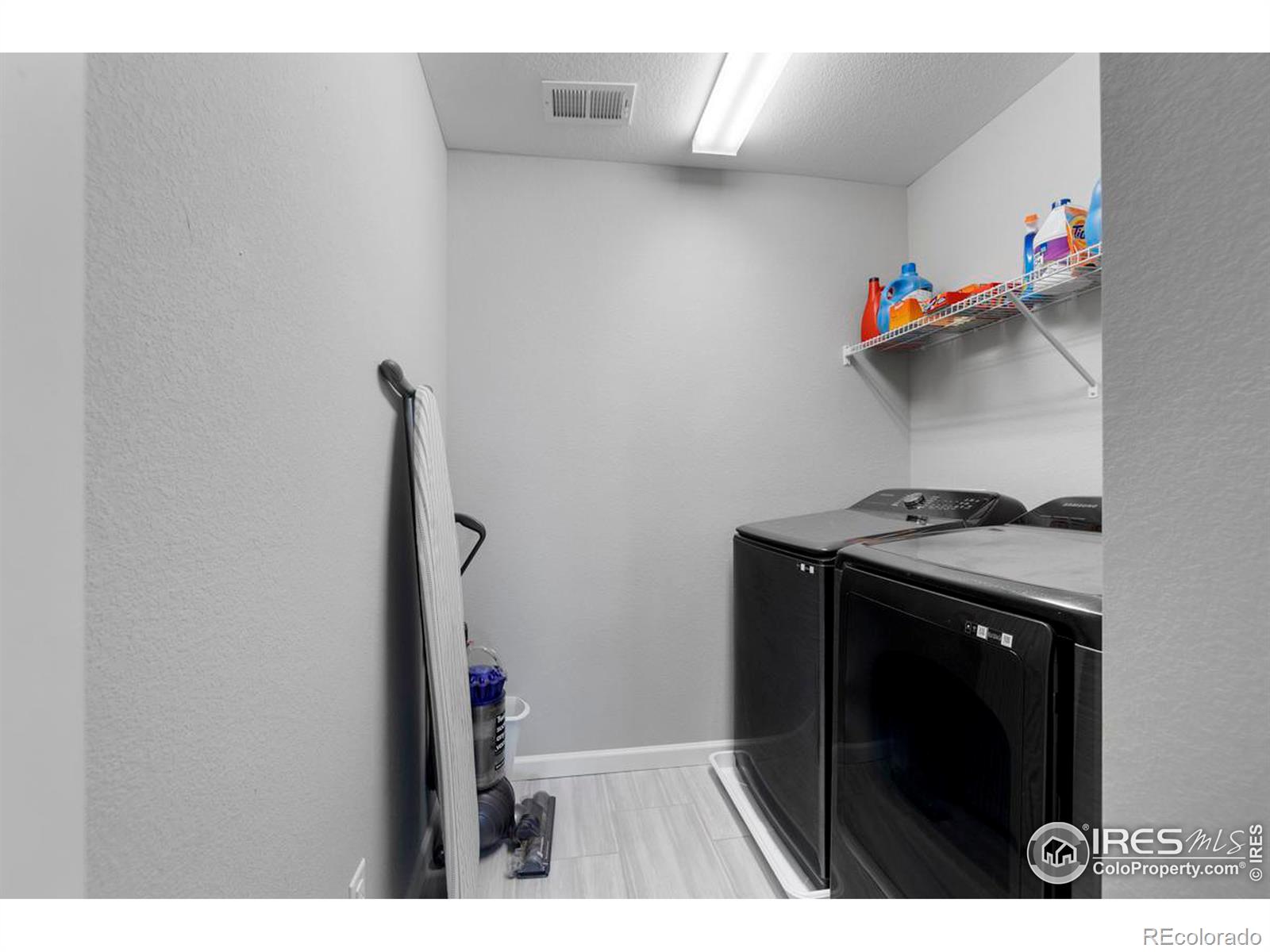 MLS Image #25 for 5966  indian wells court,windsor, Colorado