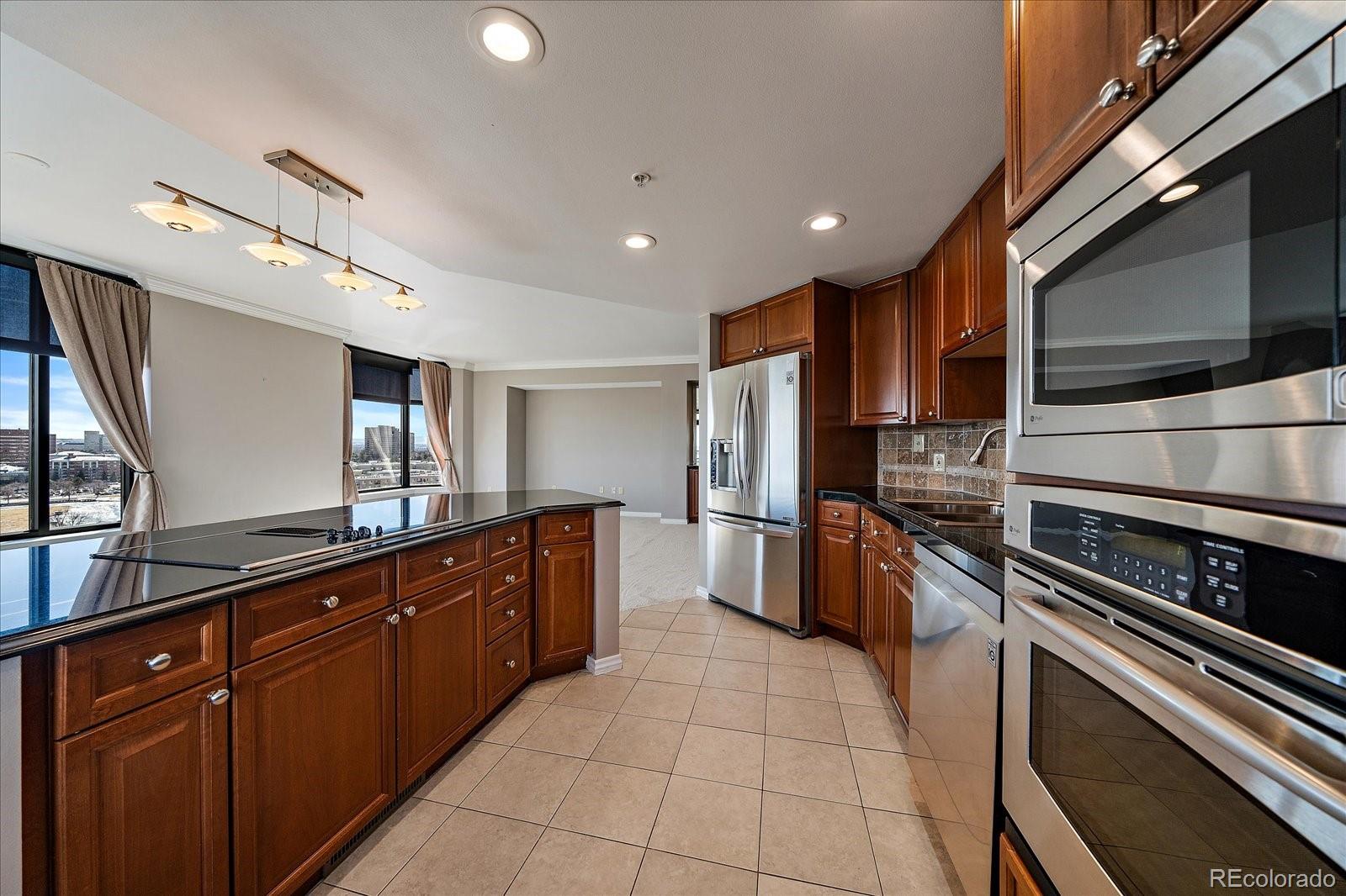 MLS Image #7 for 8100 e union avenue,denver, Colorado