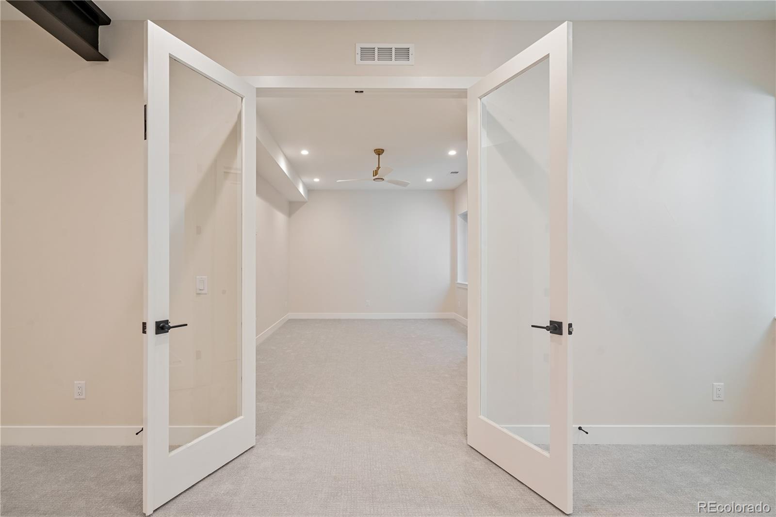 MLS Image #40 for 2773 s harrison street,denver, Colorado