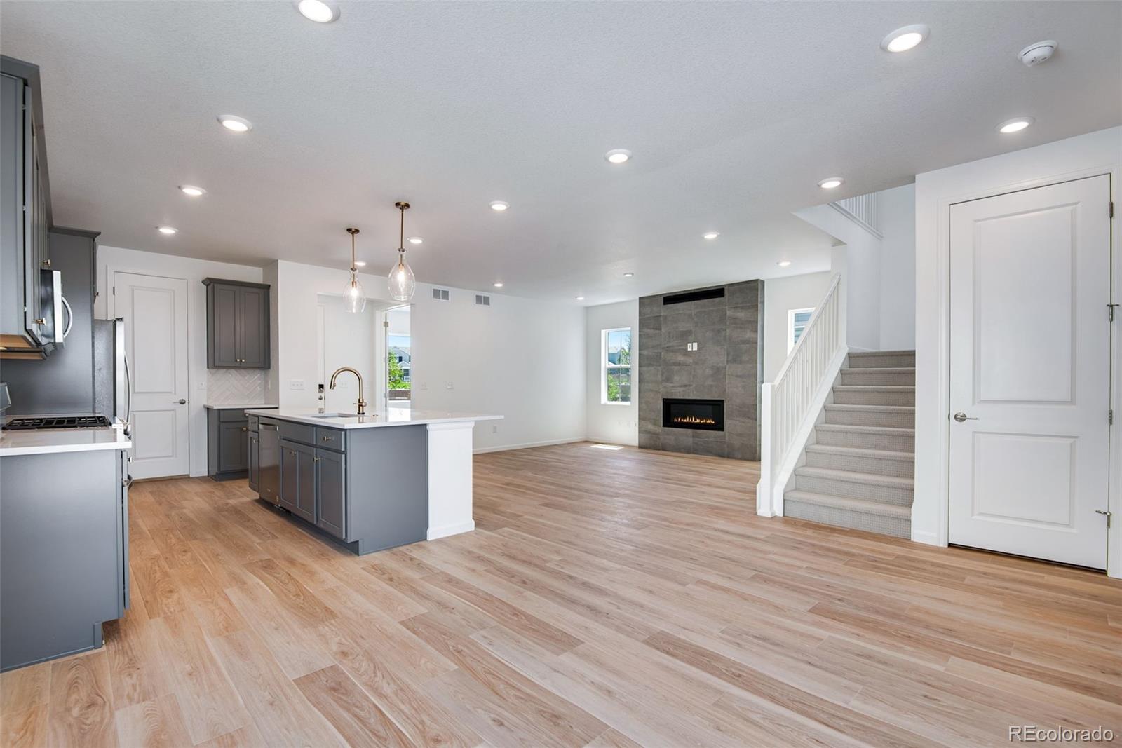 MLS Image #18 for 3324 n haleyville court,aurora, Colorado