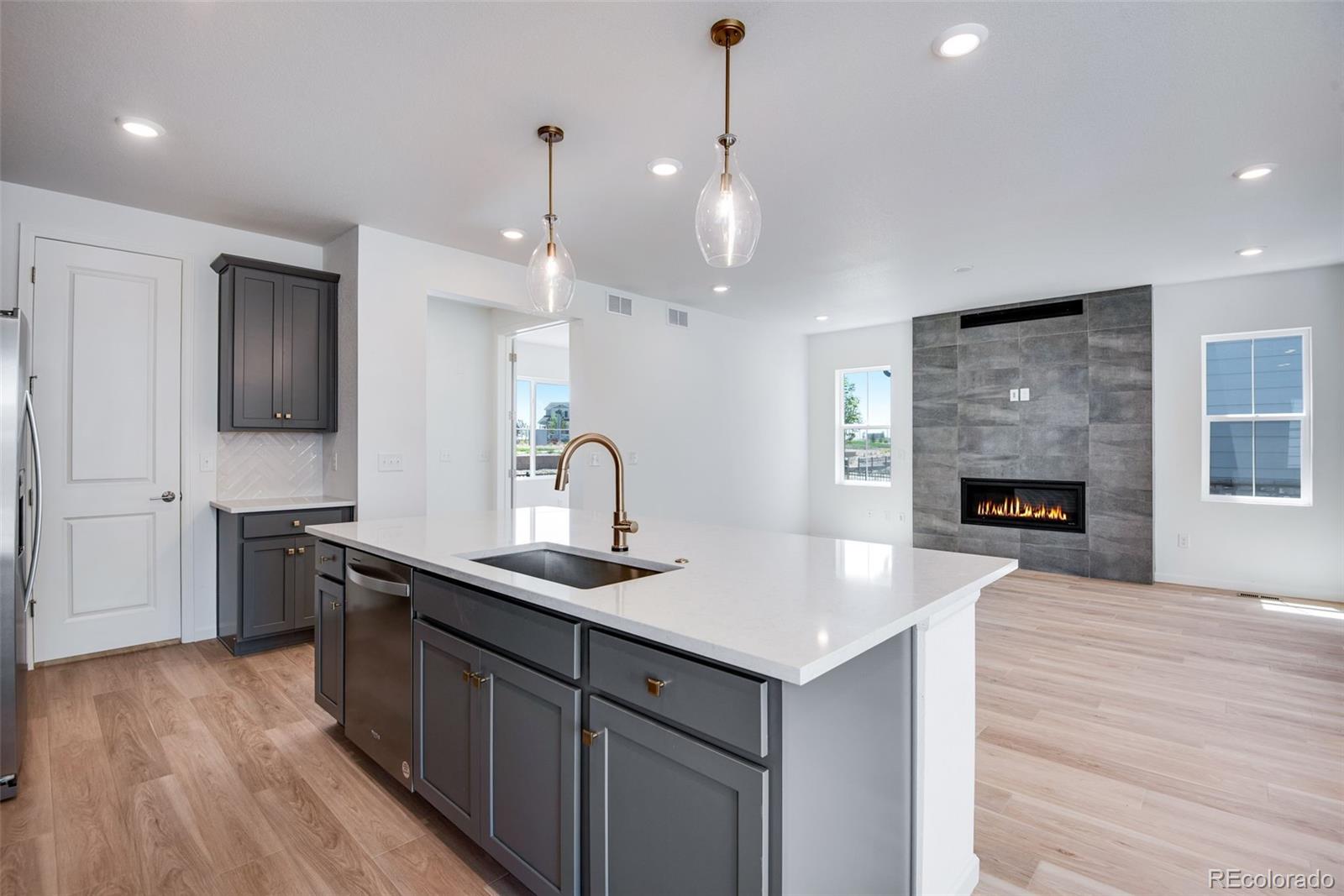MLS Image #9 for 3324 n haleyville court,aurora, Colorado