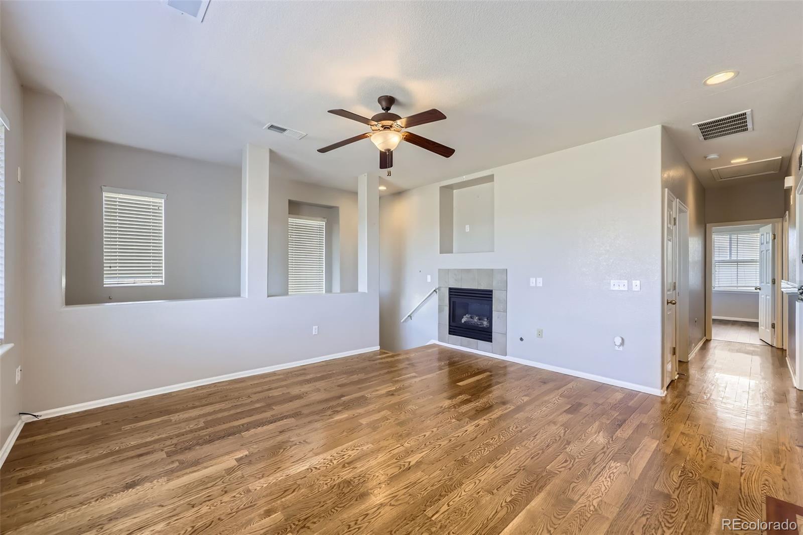 MLS Image #4 for 13001  grant circle,thornton, Colorado