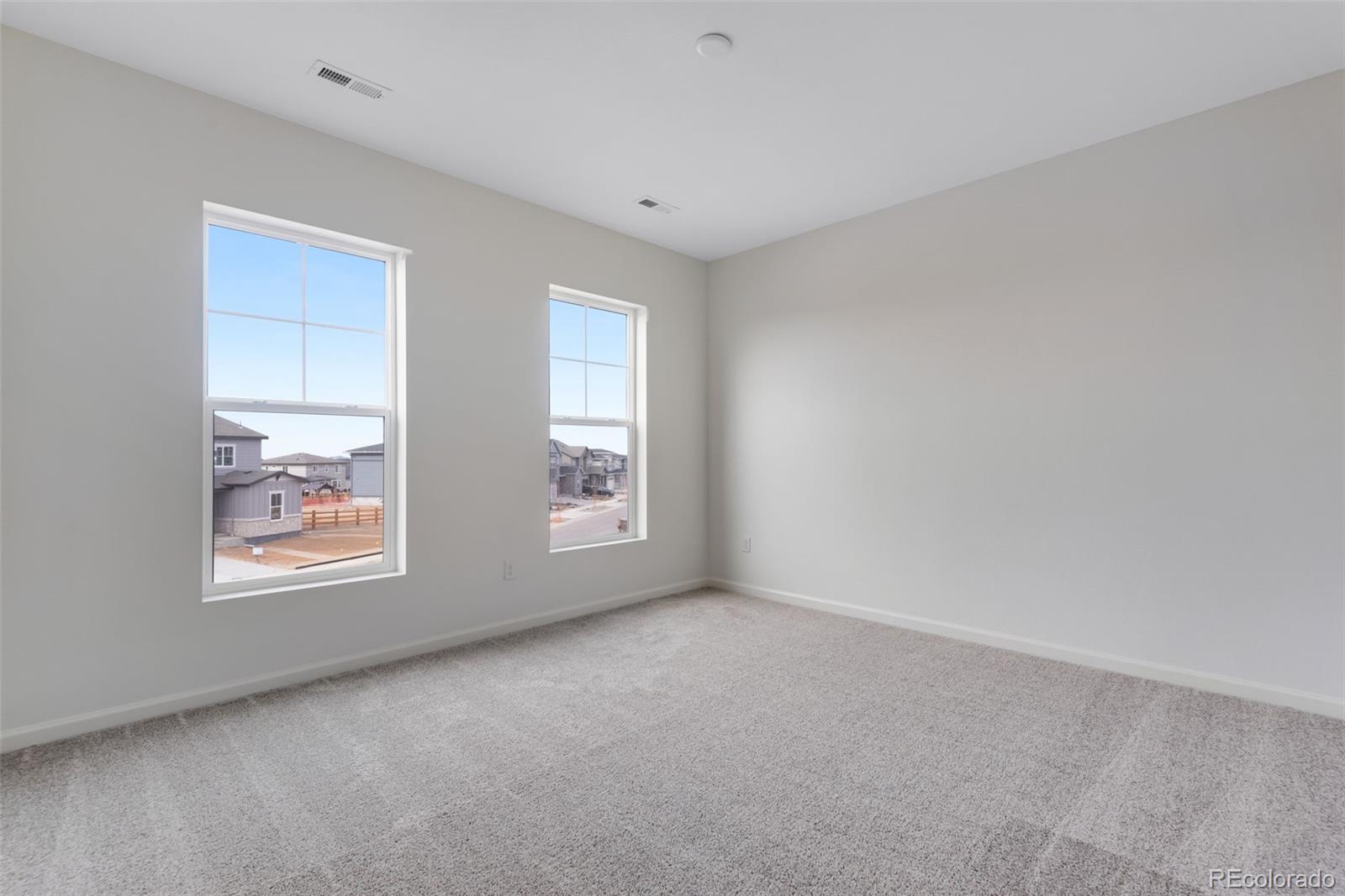 MLS Image #13 for 3318 n haleyville court,aurora, Colorado