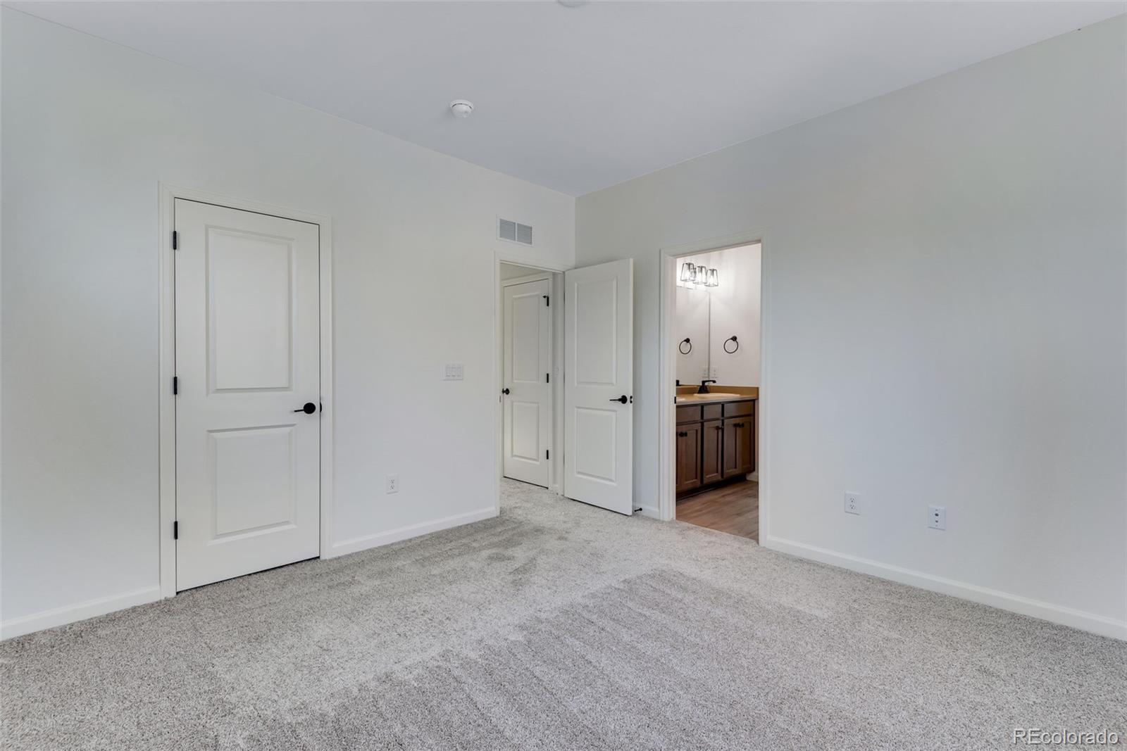 MLS Image #18 for 3318 n haleyville court,aurora, Colorado