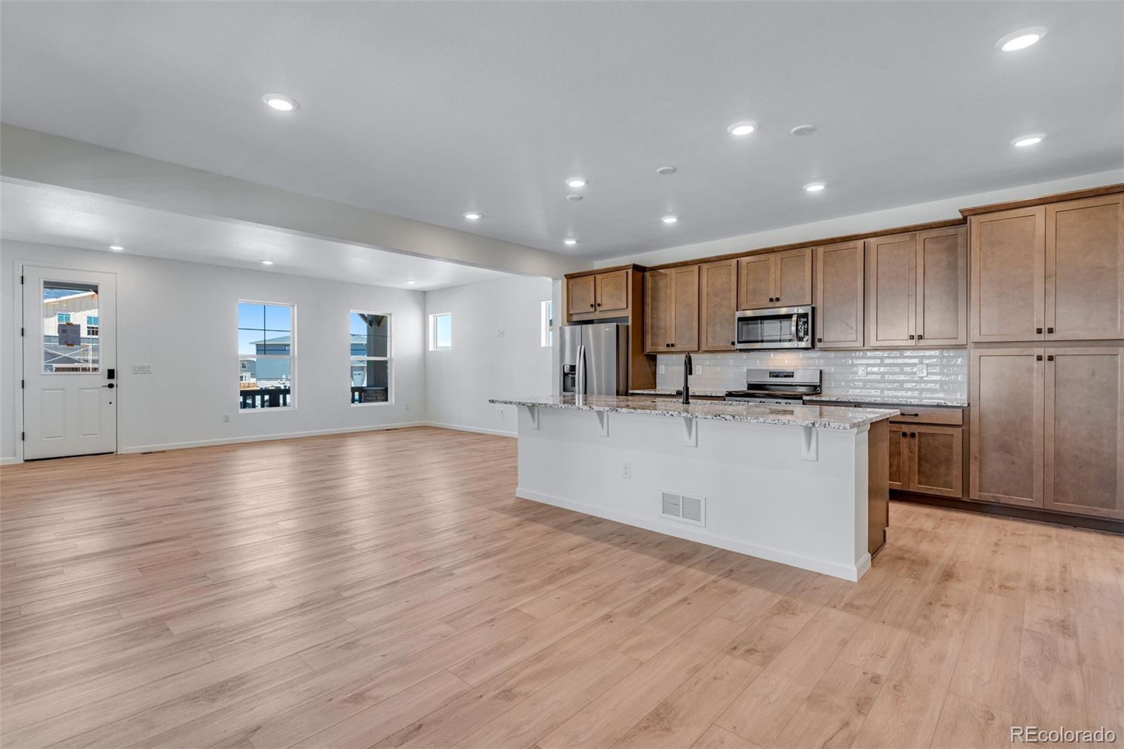 MLS Image #8 for 3318 n haleyville court,aurora, Colorado