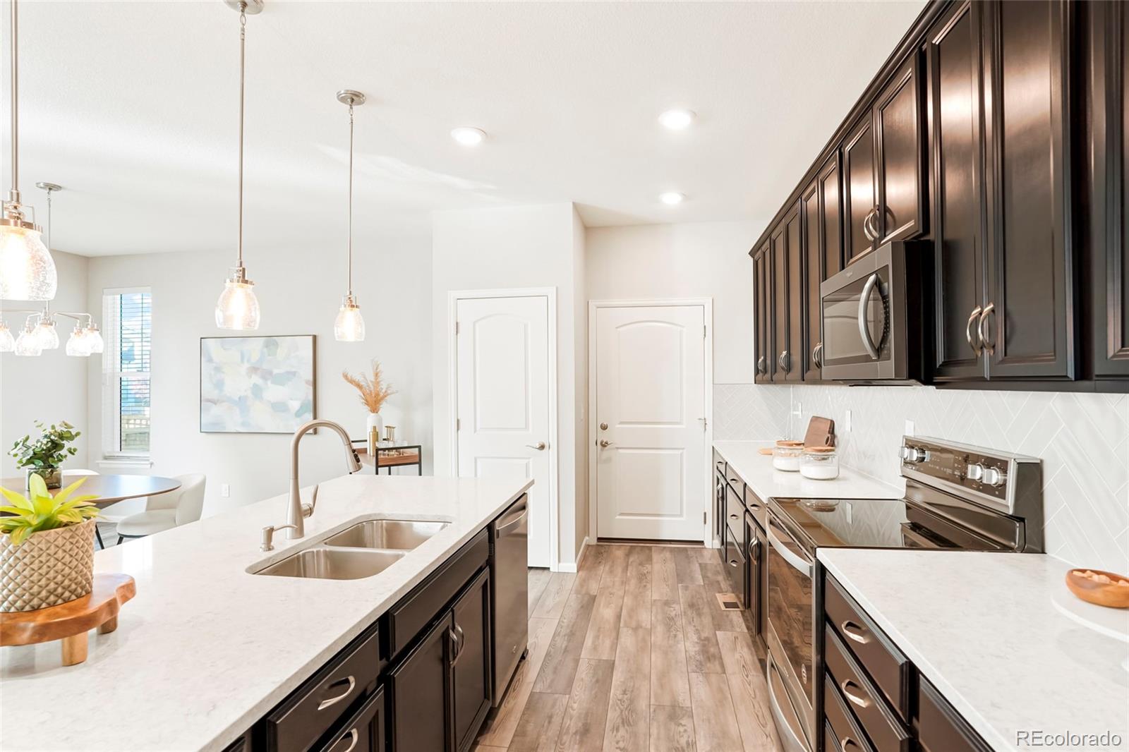 MLS Image #9 for 6041 n orleans street,aurora, Colorado