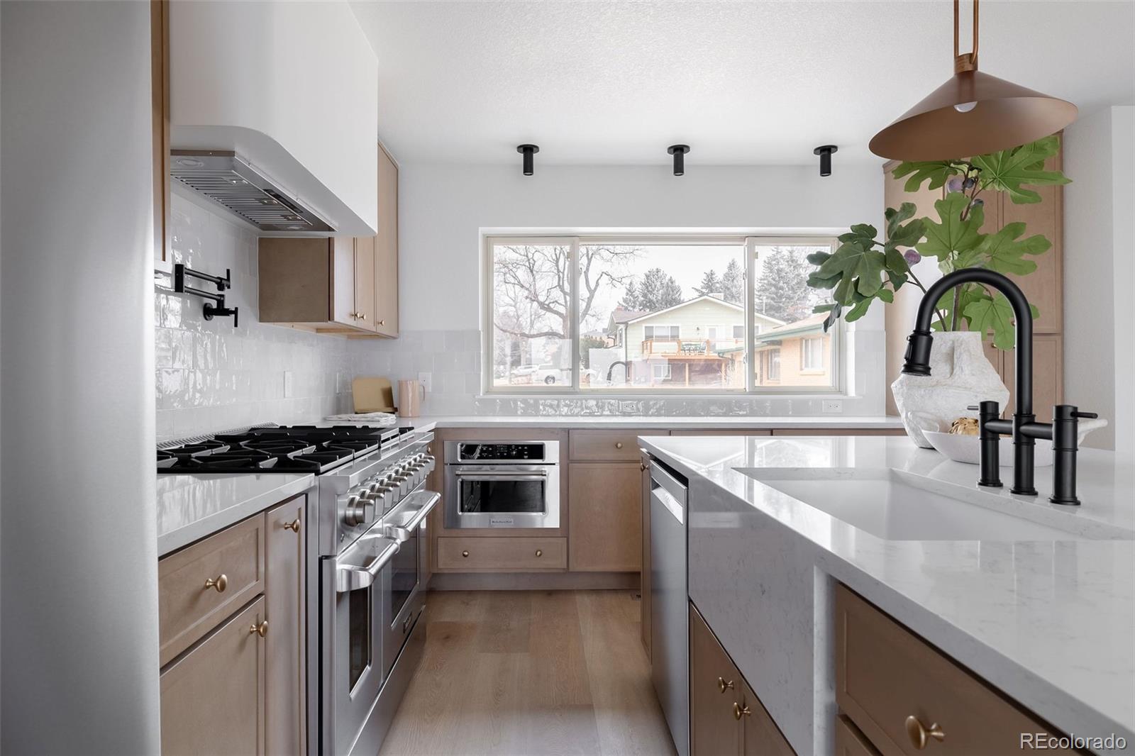 MLS Image #10 for 8309 w 69th way,arvada, Colorado