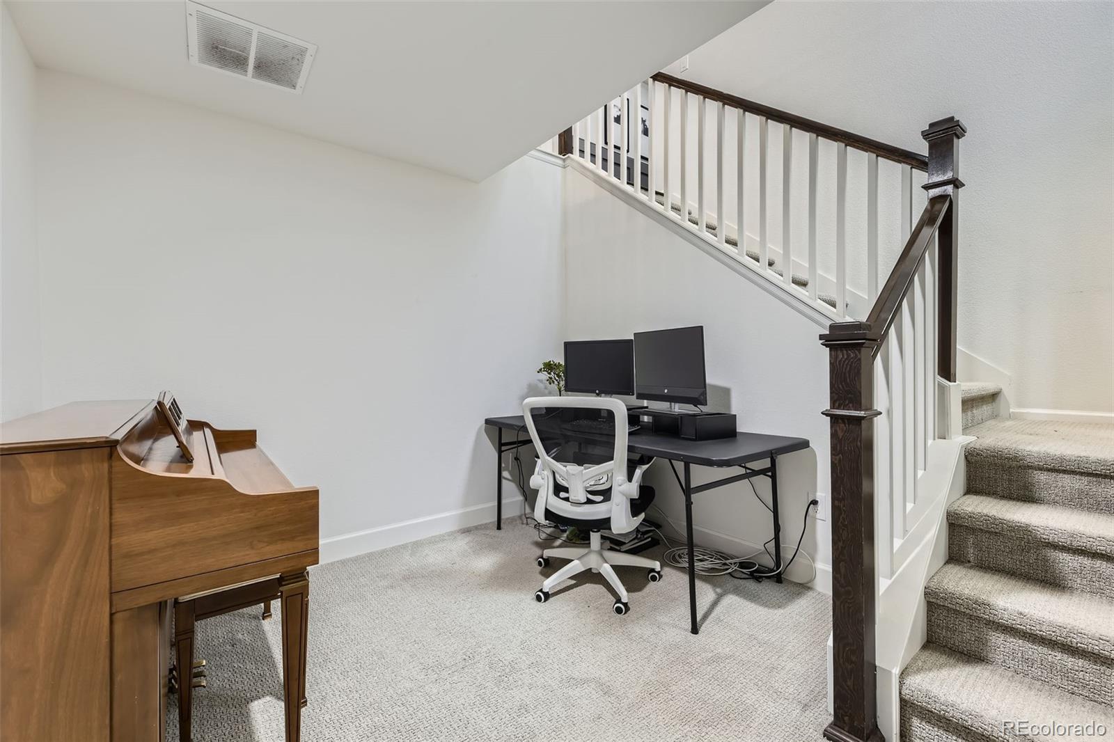 MLS Image #19 for 7214 s shady grove court,aurora, Colorado