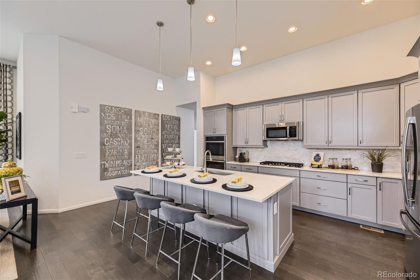 MLS Image #5 for 7214 s shady grove court,aurora, Colorado