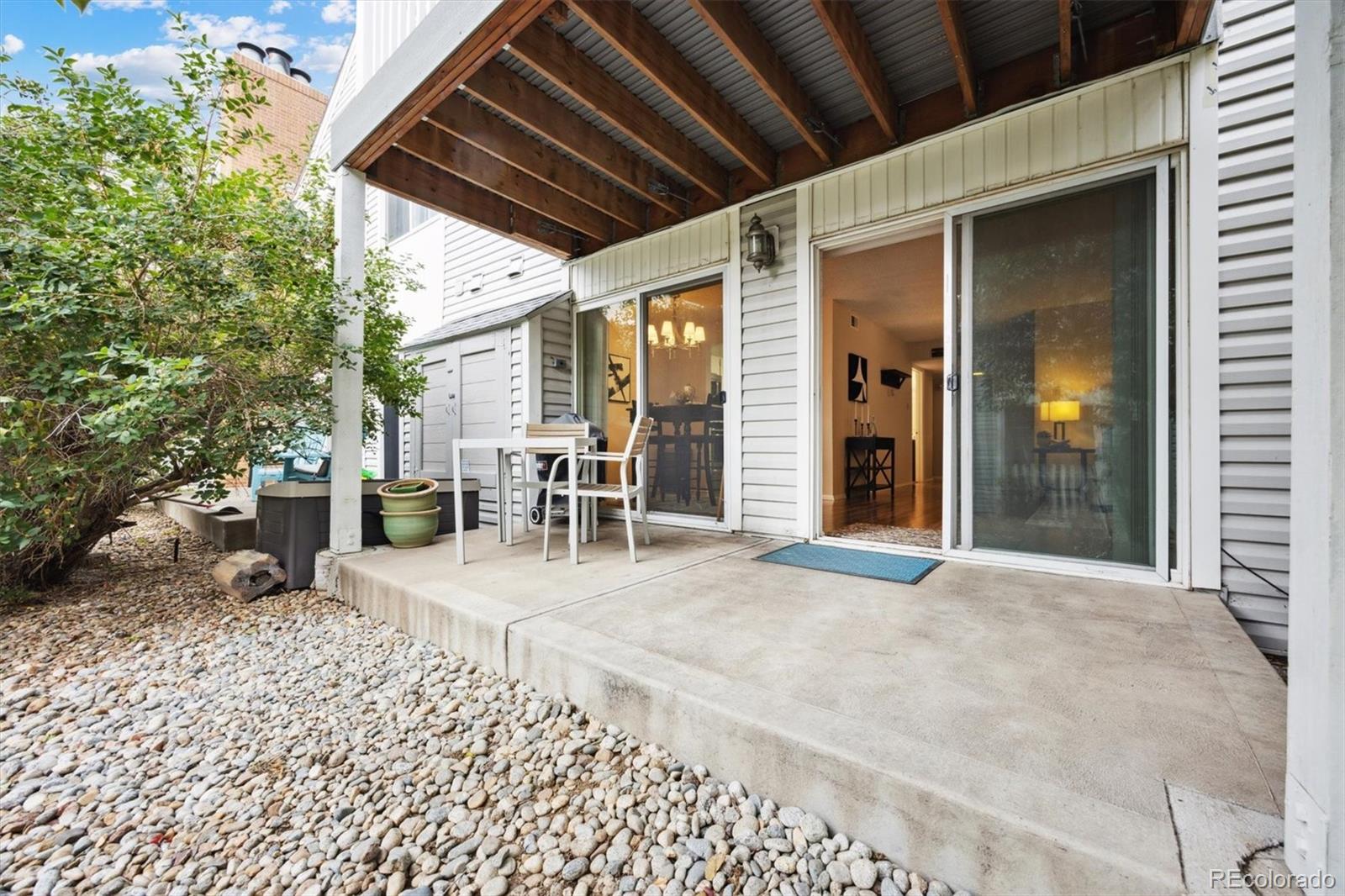 MLS Image #19 for 3343 s monaco parkway,denver, Colorado