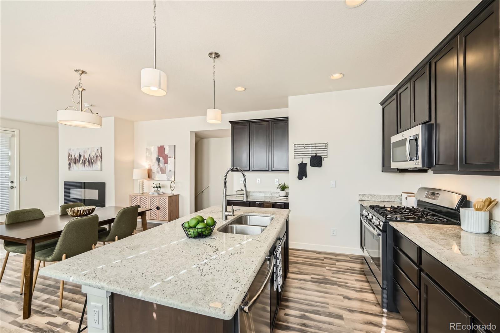 MLS Image #3 for 11225  colony circle,broomfield, Colorado