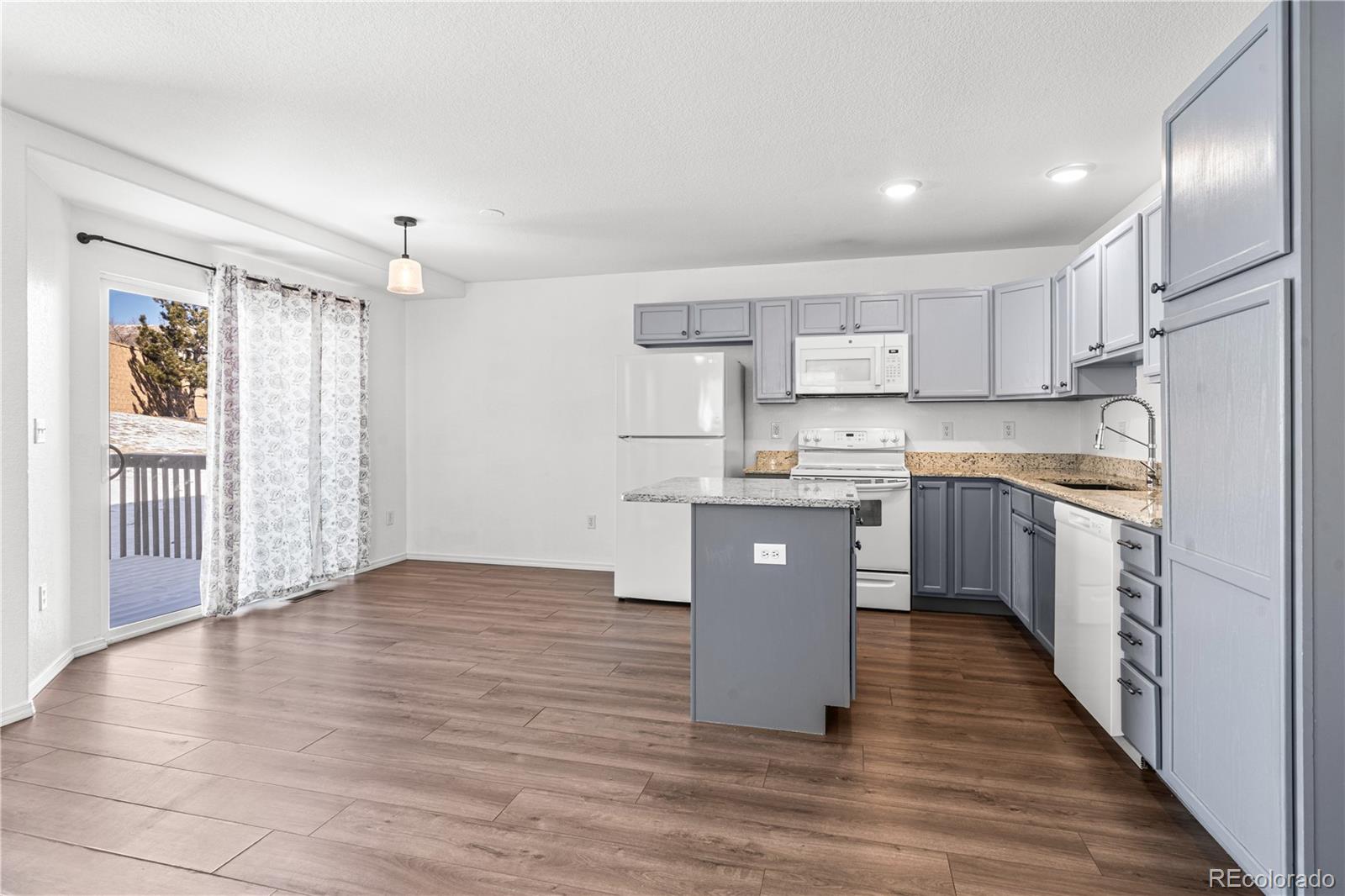 MLS Image #6 for 2544  mesa springs view,colorado springs, Colorado