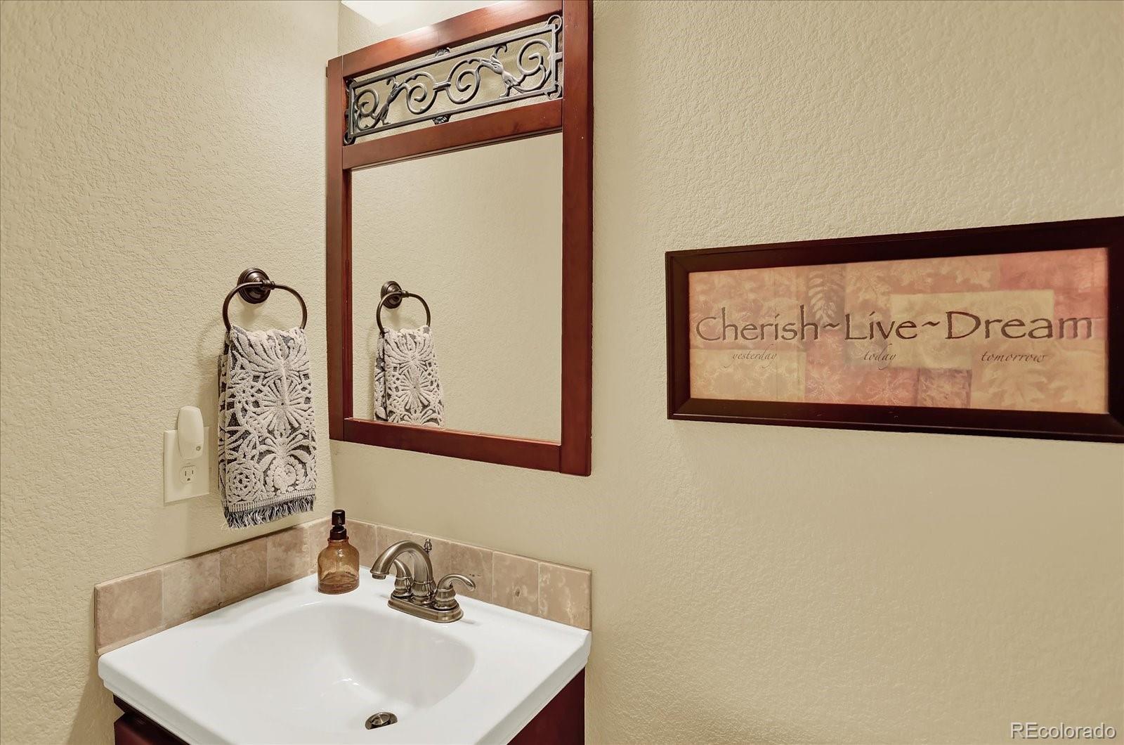 MLS Image #10 for 7631  oak street,arvada, Colorado